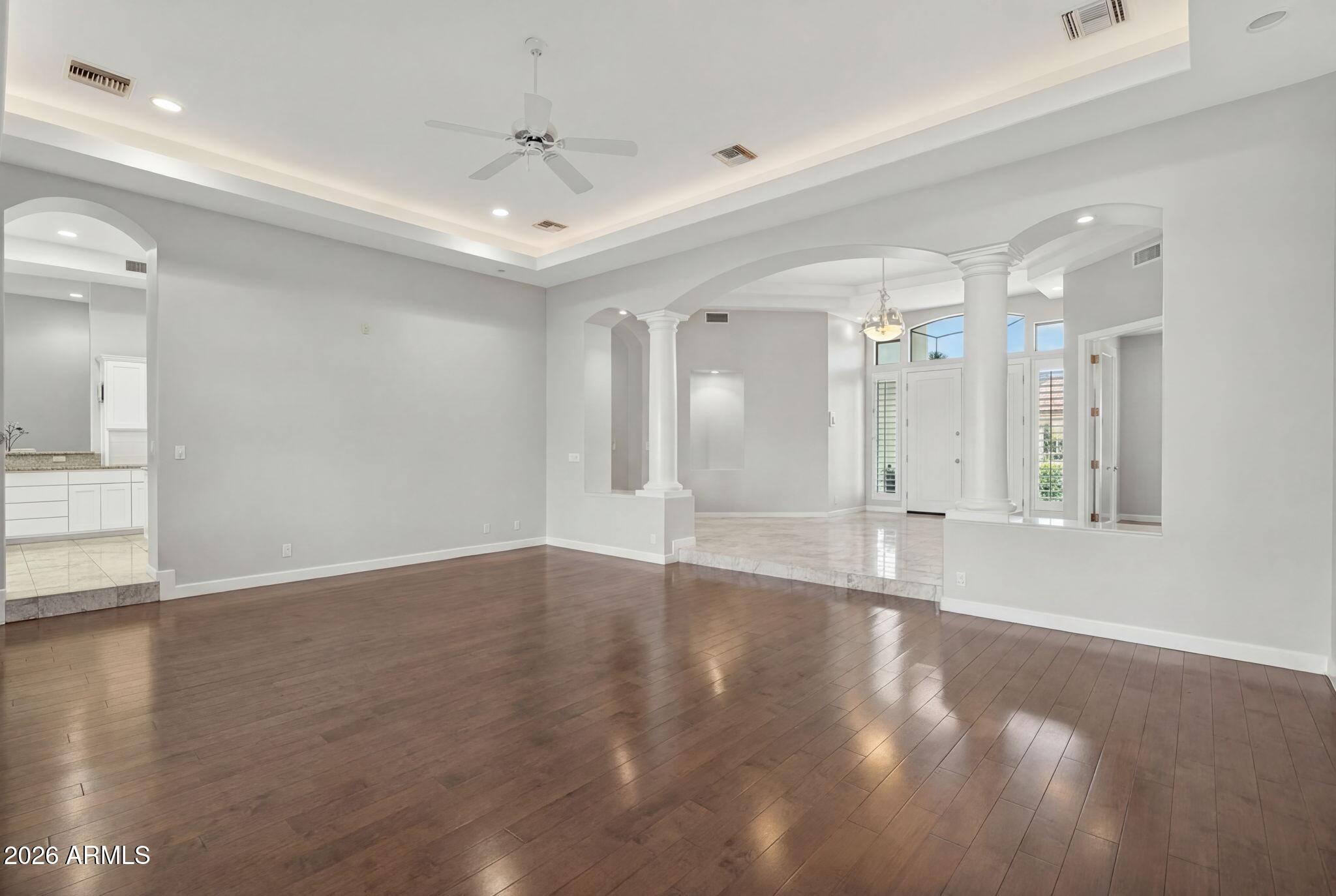 1318 E TREASURE COVE Drive