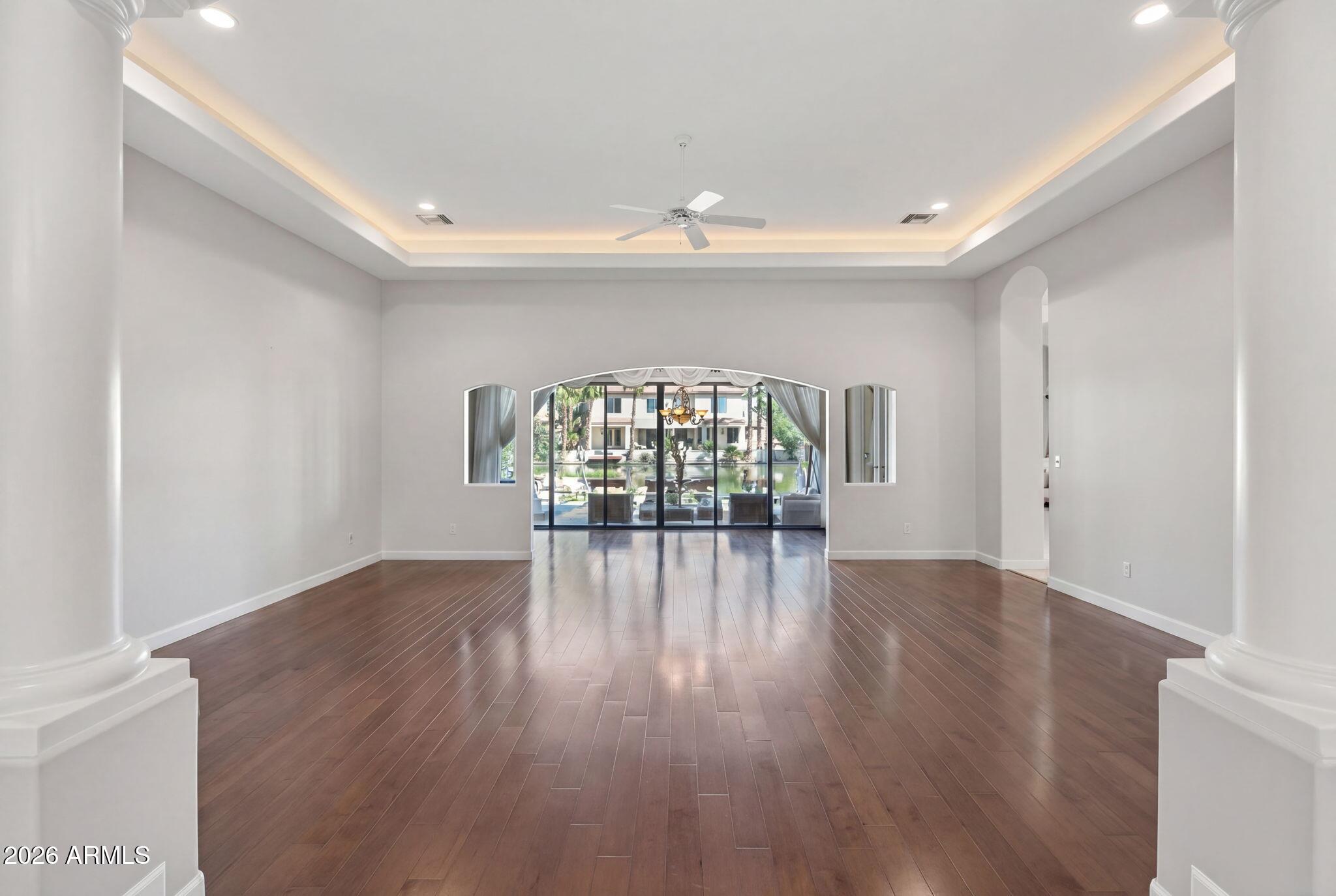 1318 E TREASURE COVE Drive