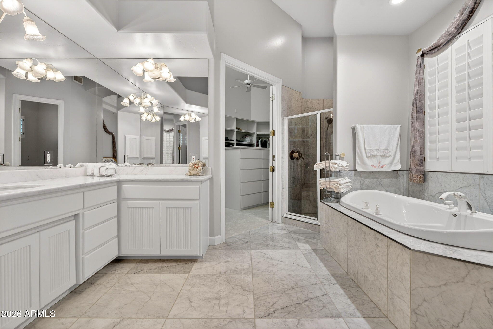 1318 E TREASURE COVE Drive