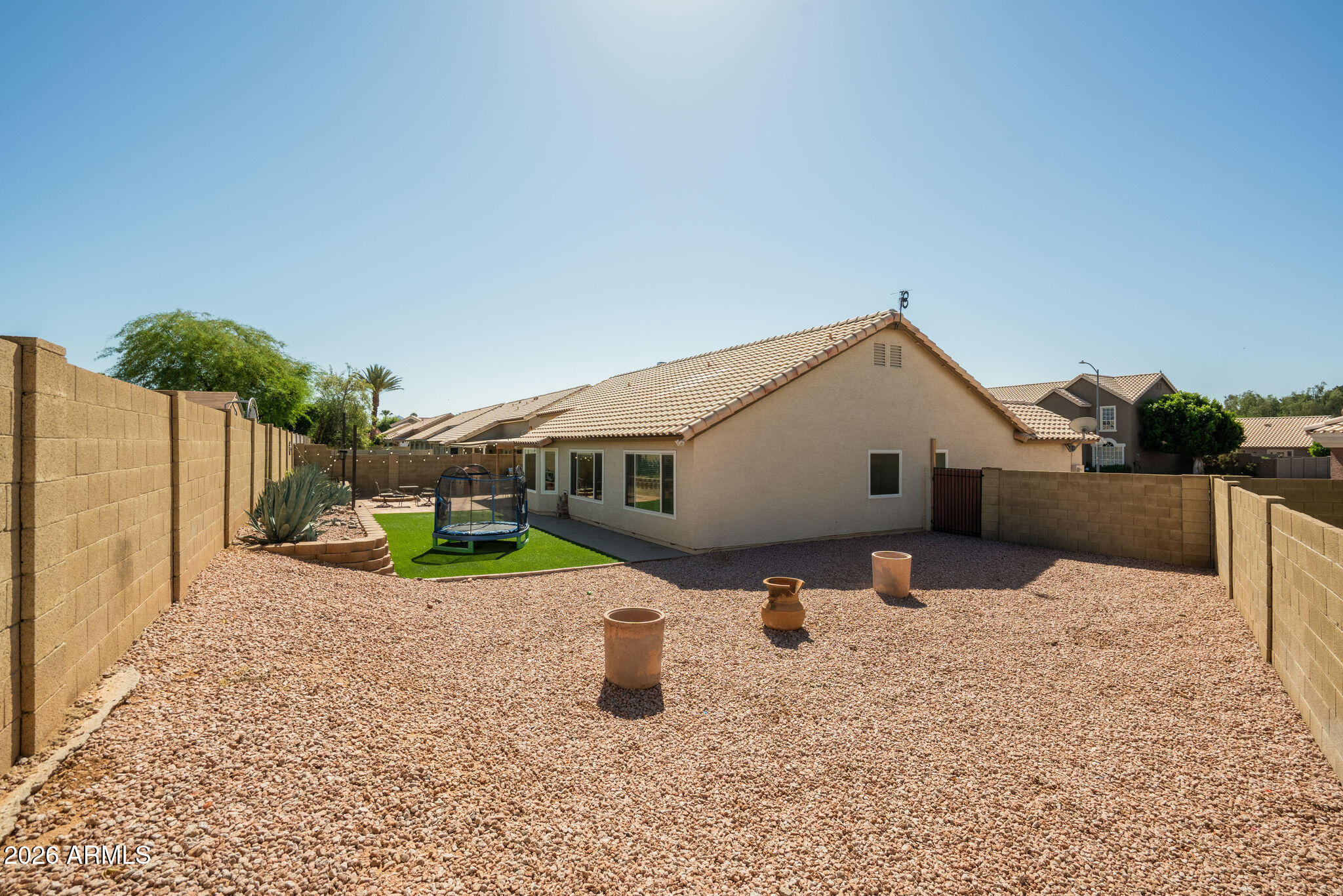 4102 E SIESTA Lane