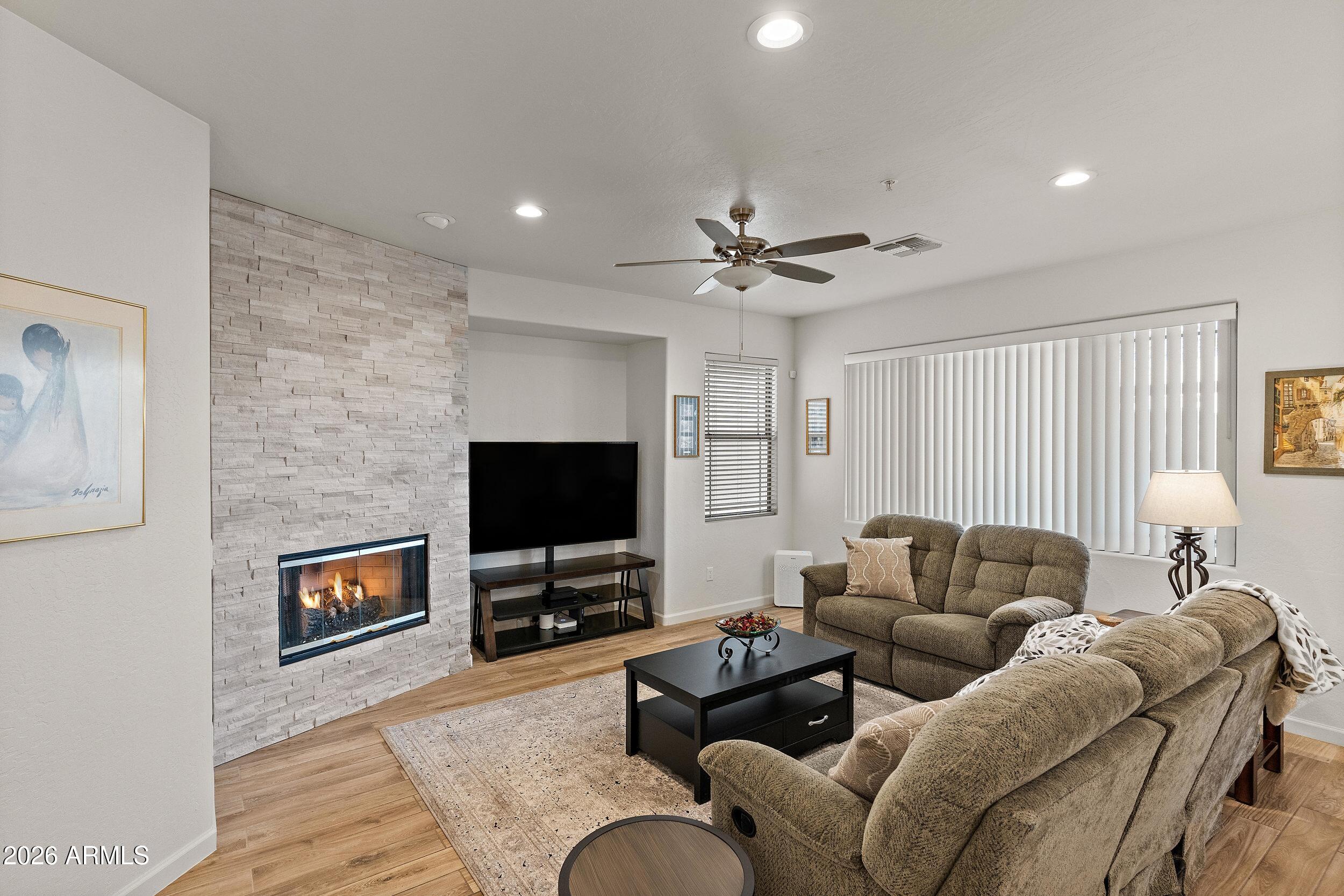 11500 E COCHISE Drive 1071