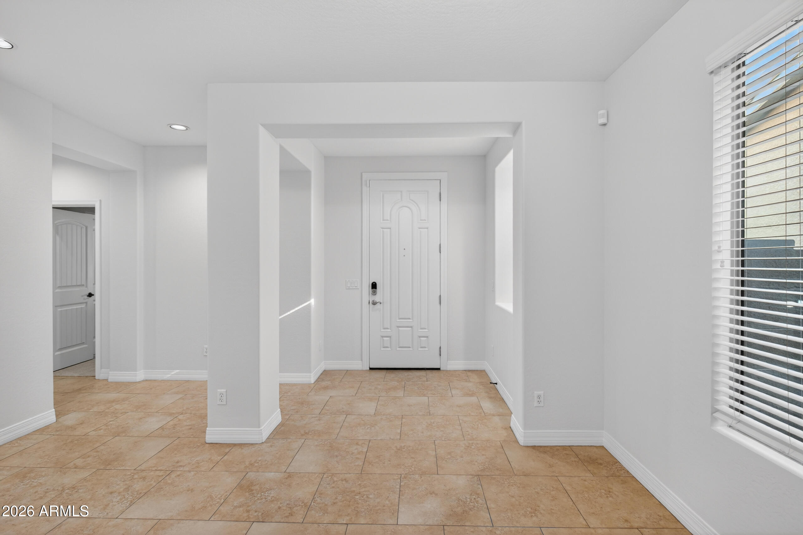 130 W HACKBERRY Drive