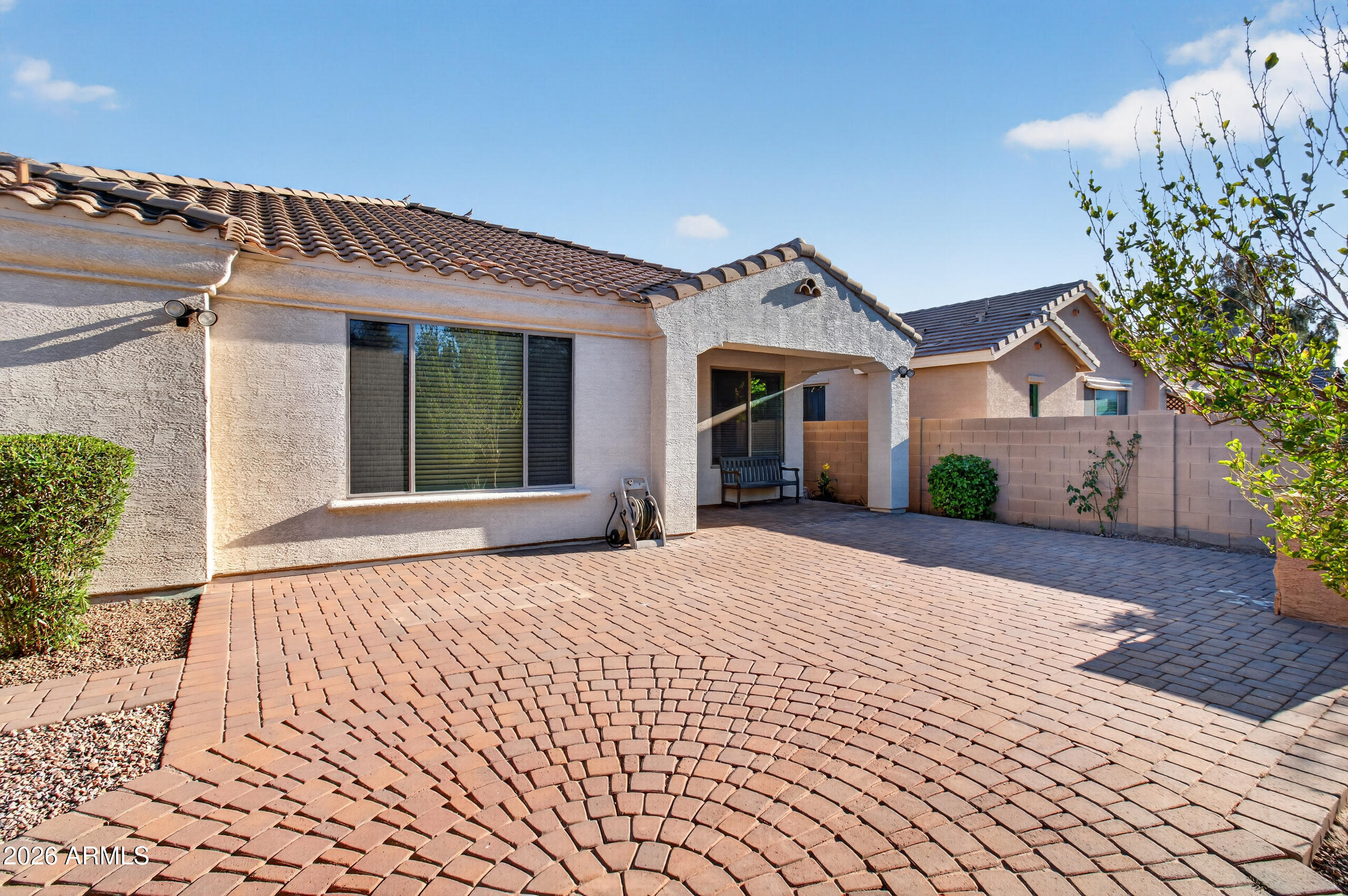 130 W HACKBERRY Drive