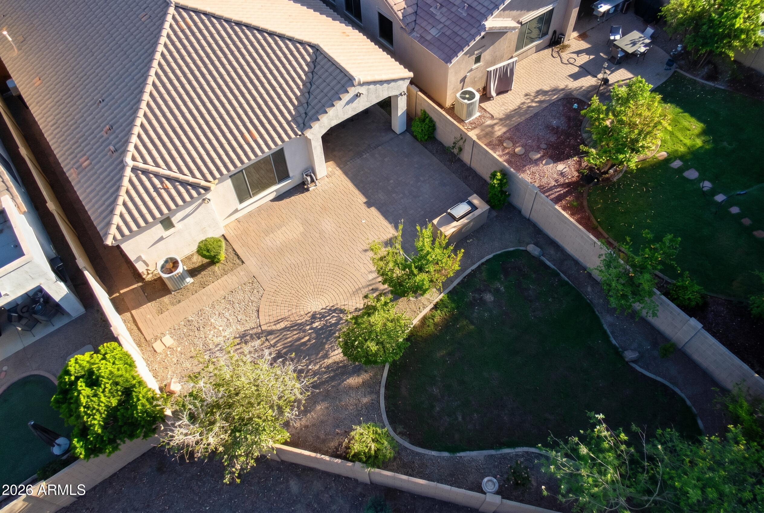 130 W HACKBERRY Drive