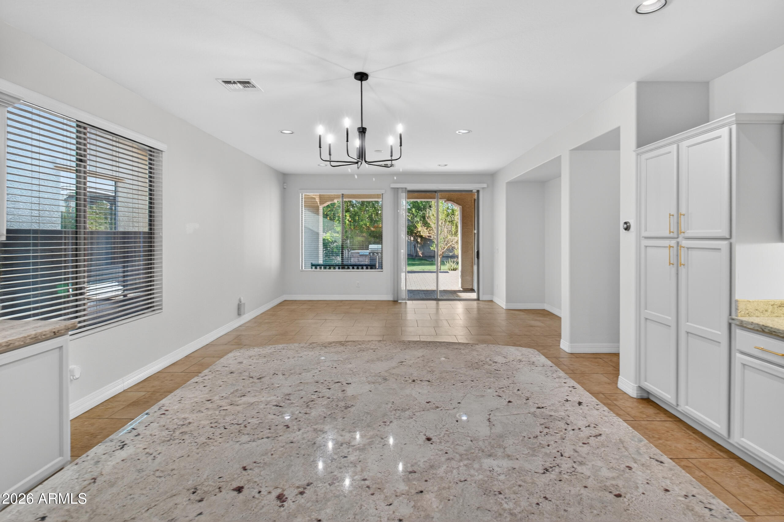 130 W HACKBERRY Drive