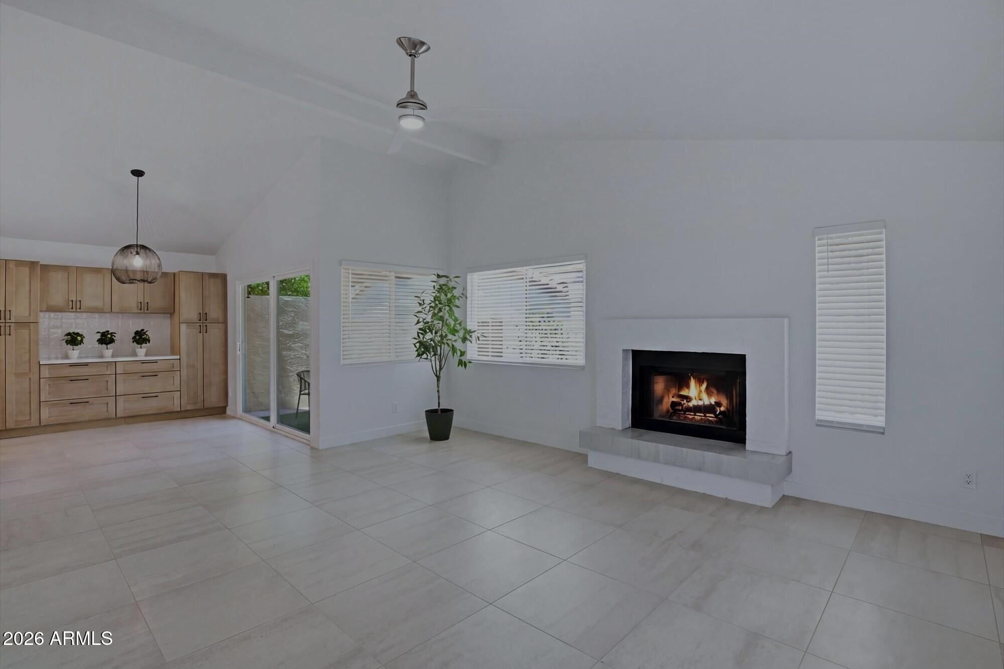 2136 W IRONWOOD Drive