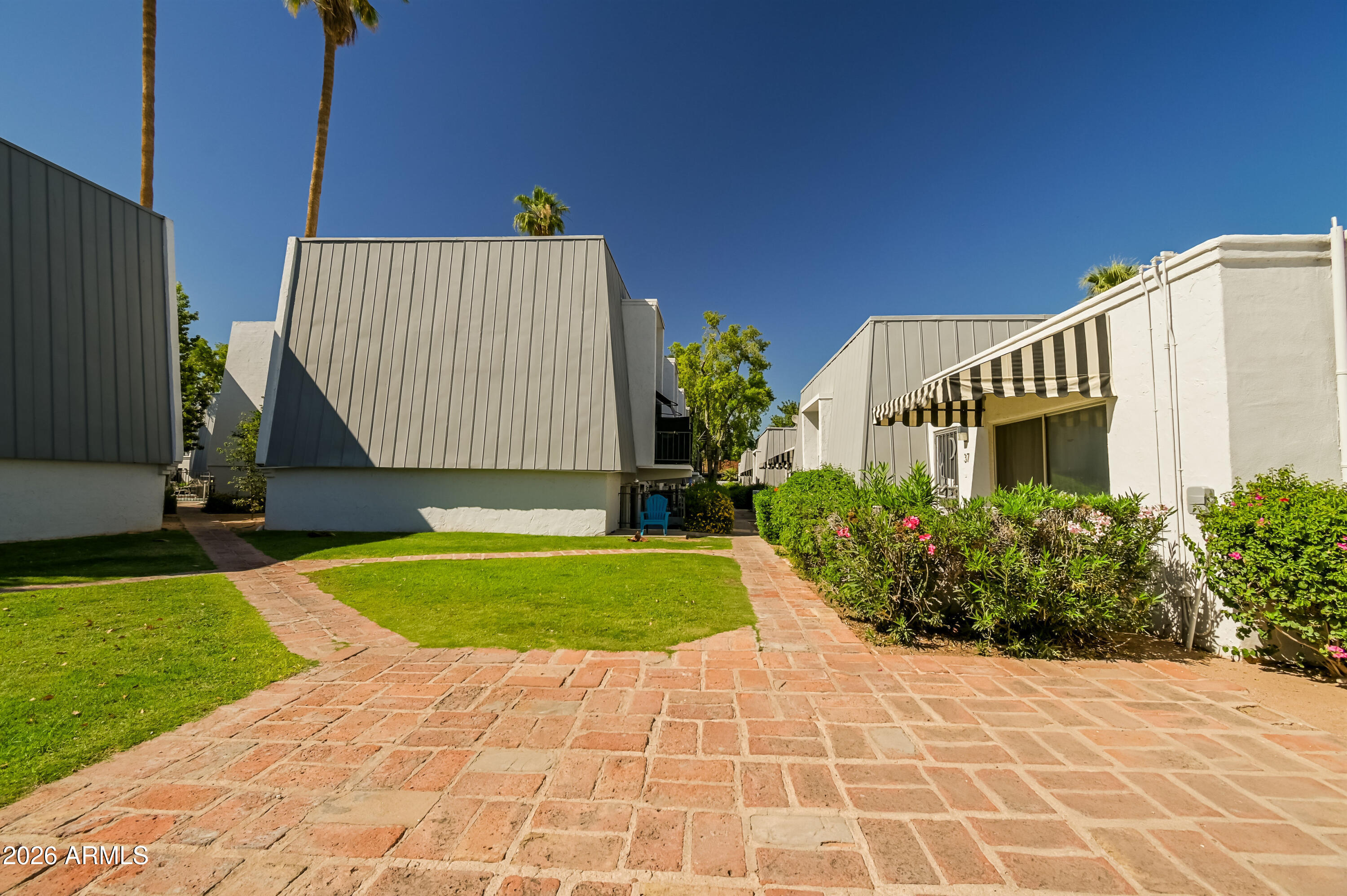 3416 N 44TH Street 52