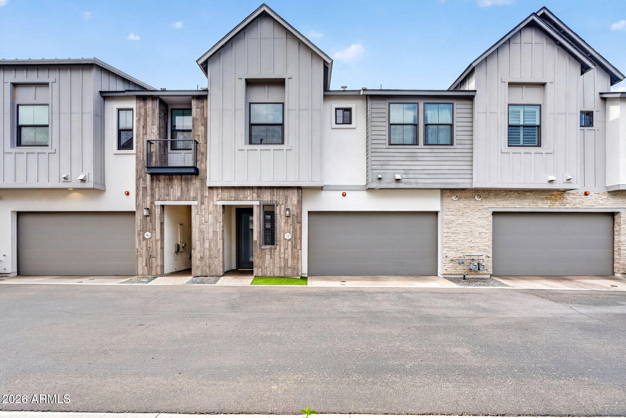 3200 N 39TH Street 17