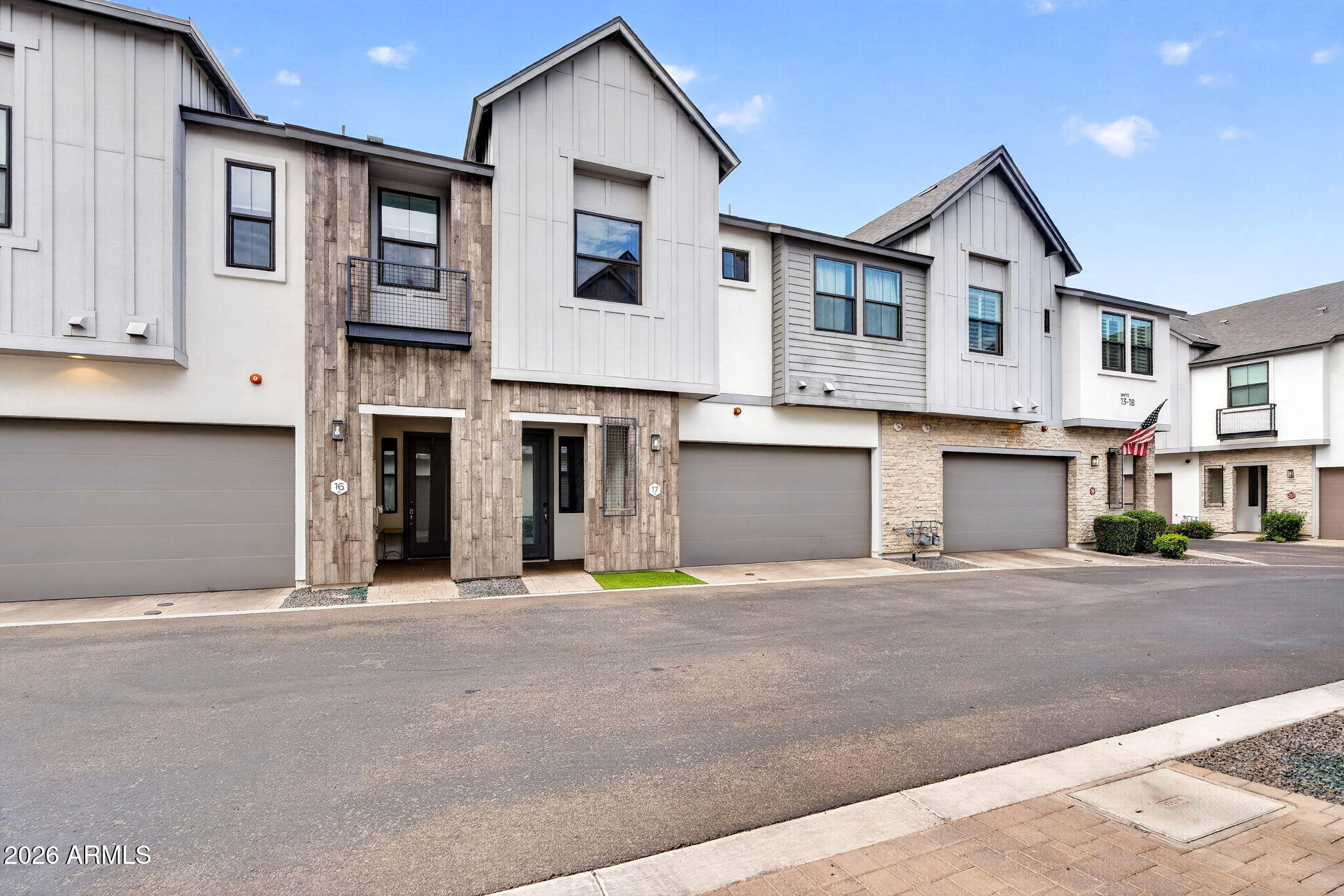 3200 N 39TH Street 17