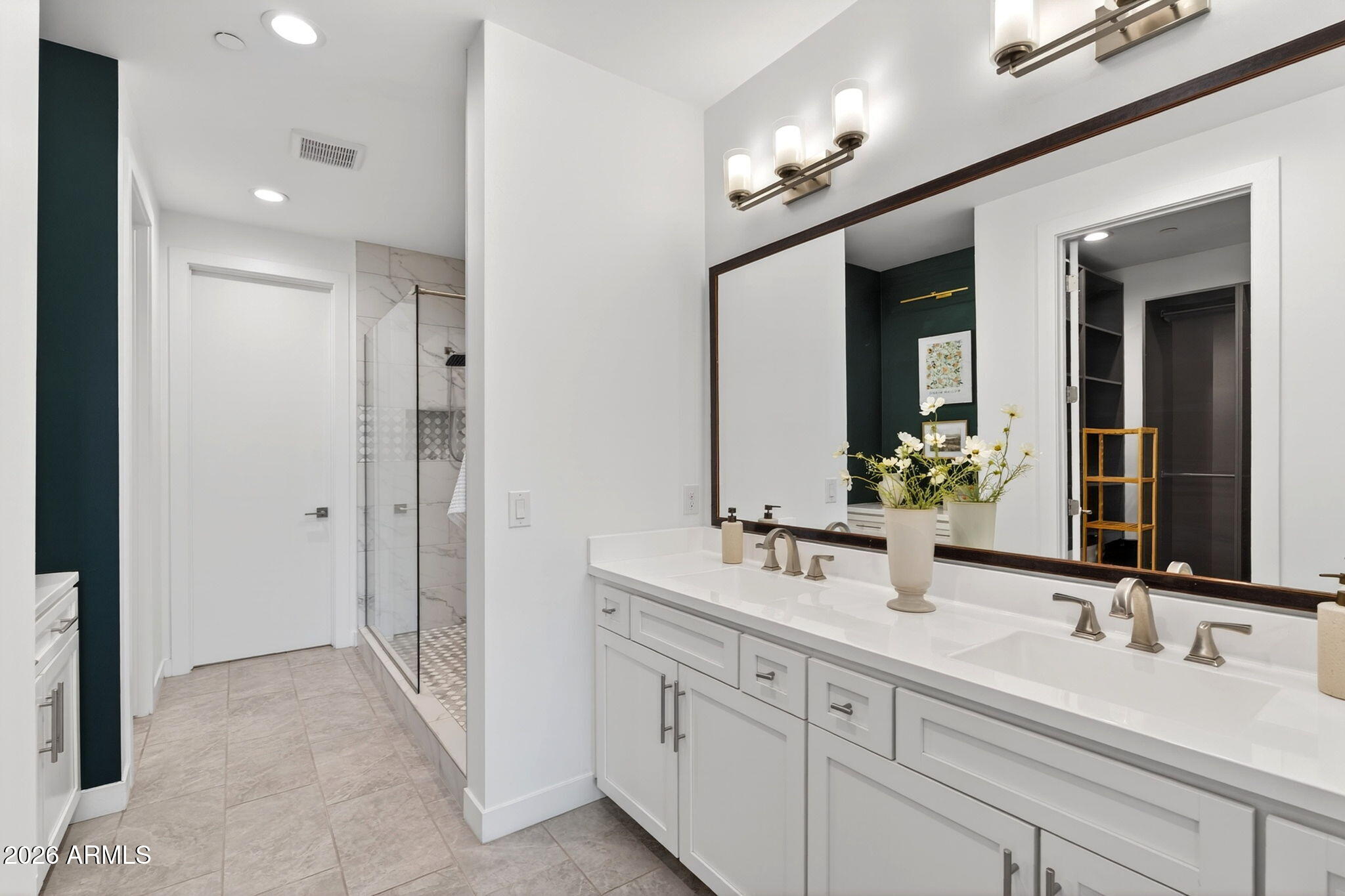 3200 N 39TH Street 17