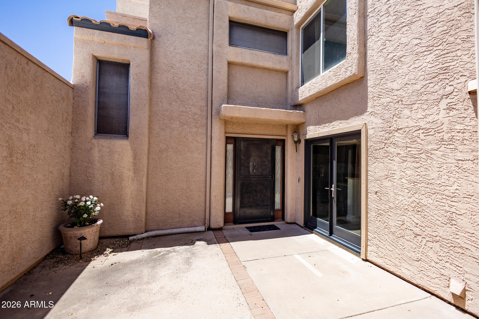 335 E BLUEBELL Lane