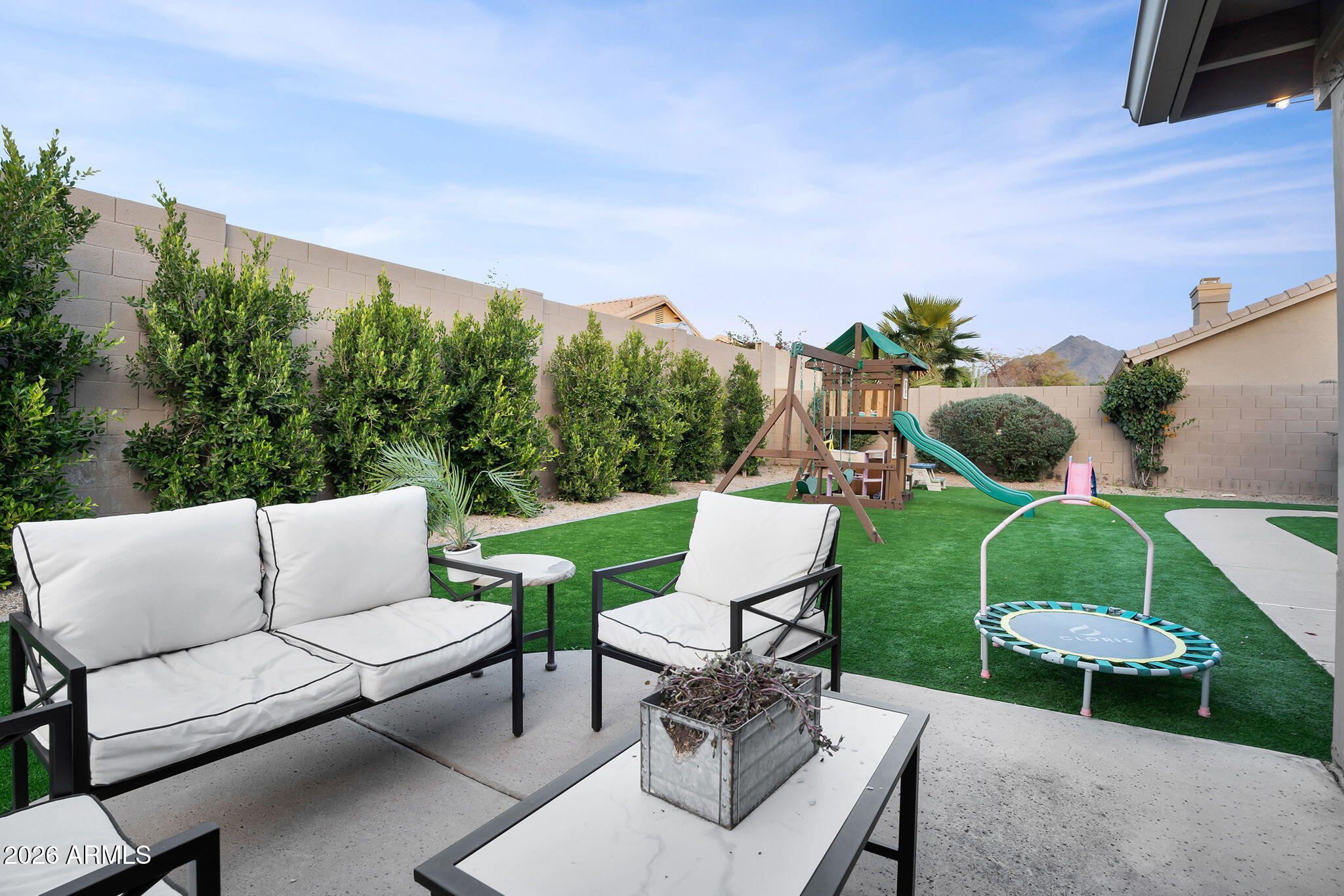 9410 E TOPEKA Drive