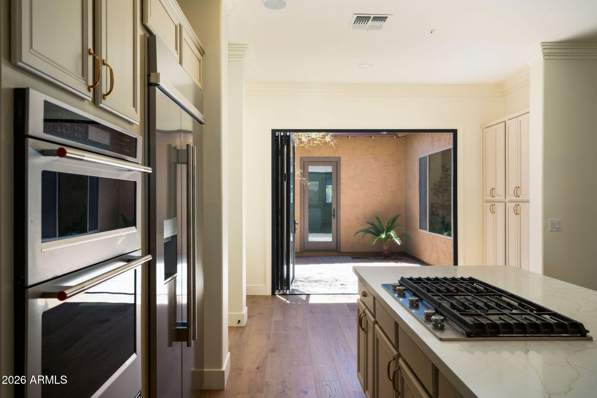 2514 W VIA SAVELLI