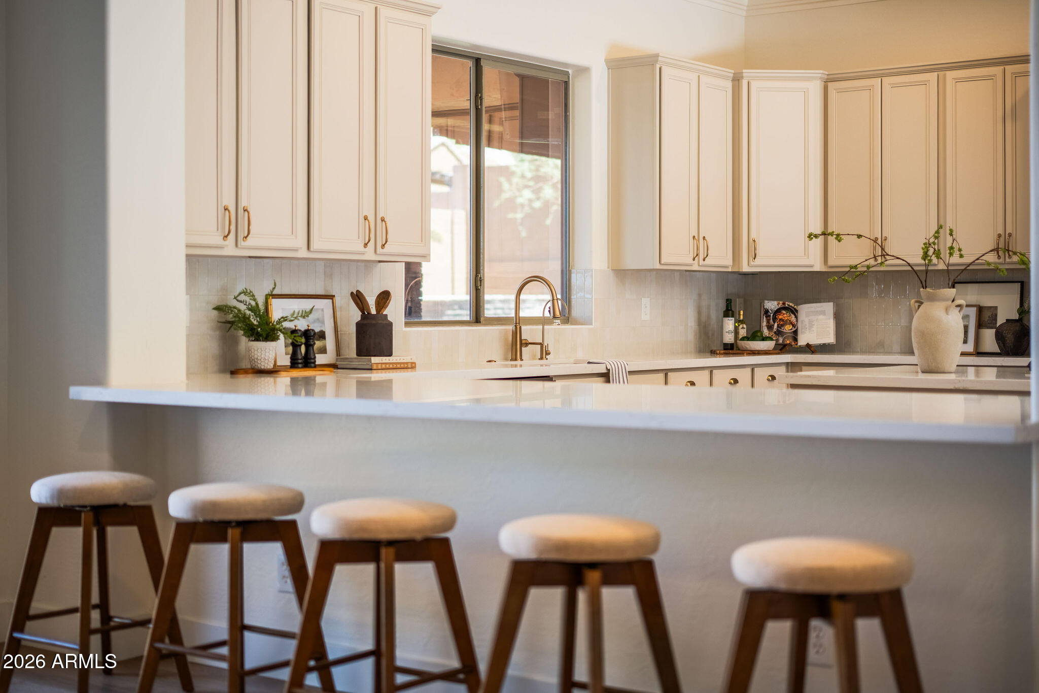 2514 W VIA SAVELLI