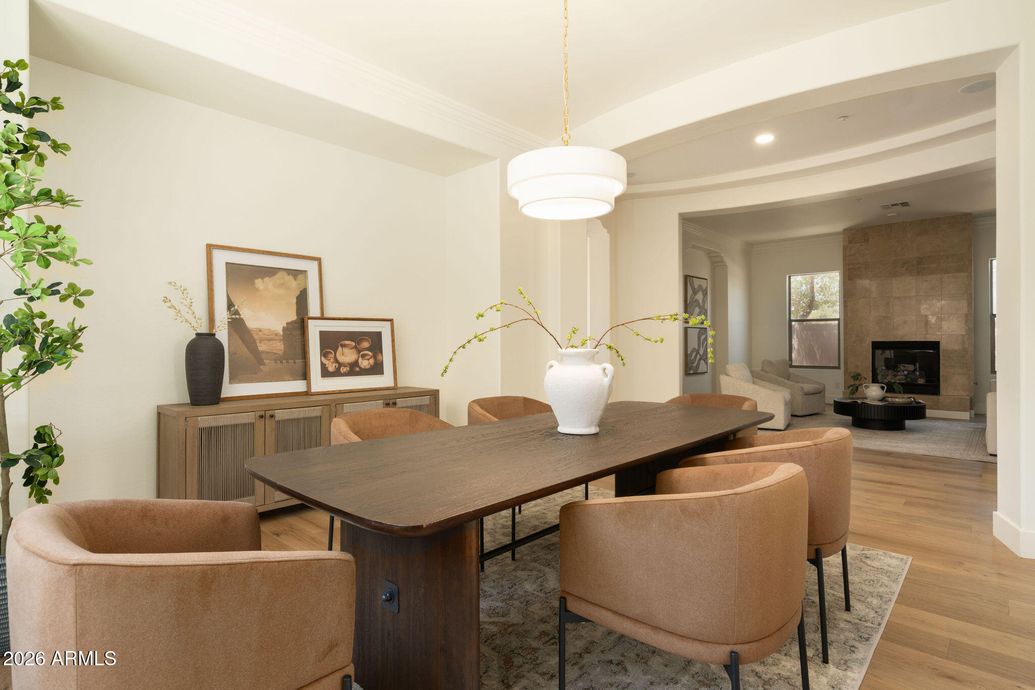 2514 W VIA SAVELLI