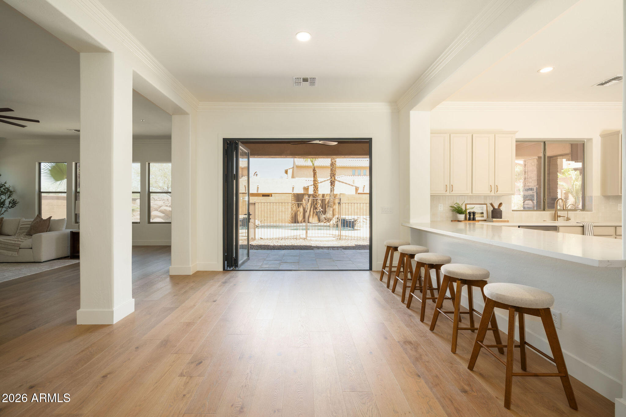 2514 W VIA SAVELLI