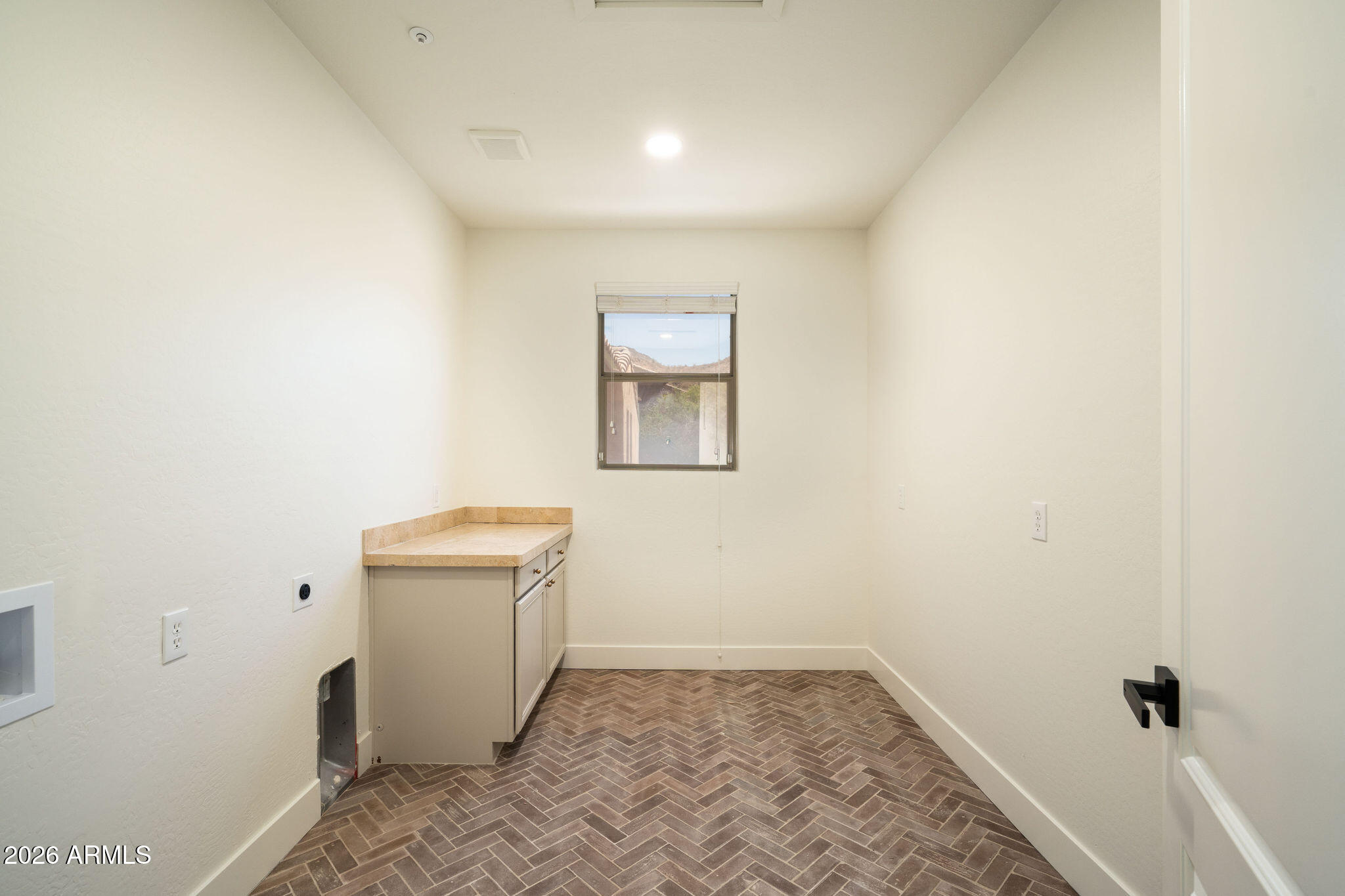 2514 W VIA SAVELLI