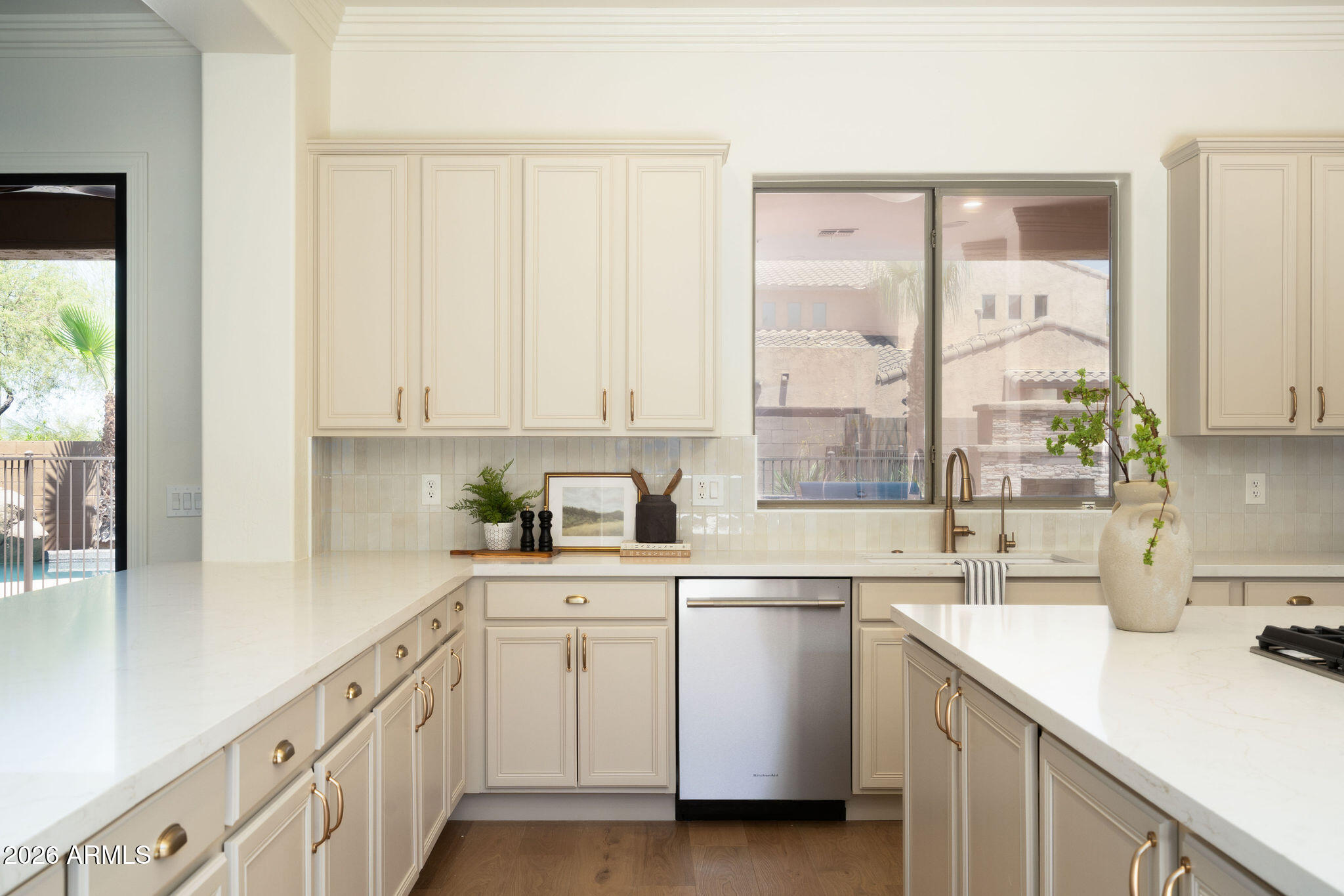 2514 W VIA SAVELLI