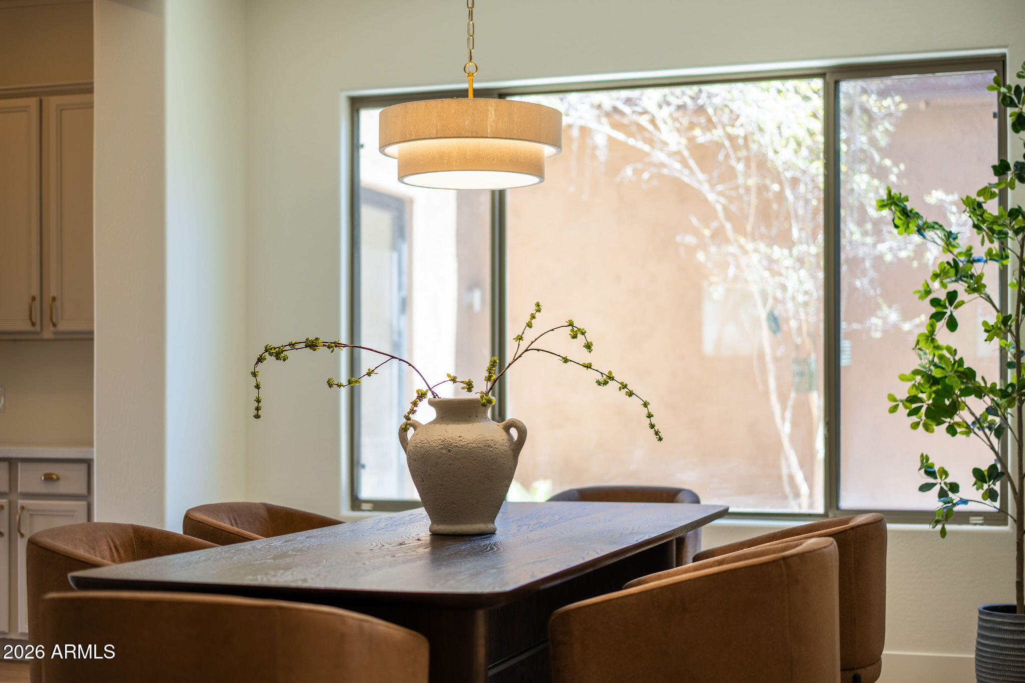 2514 W VIA SAVELLI