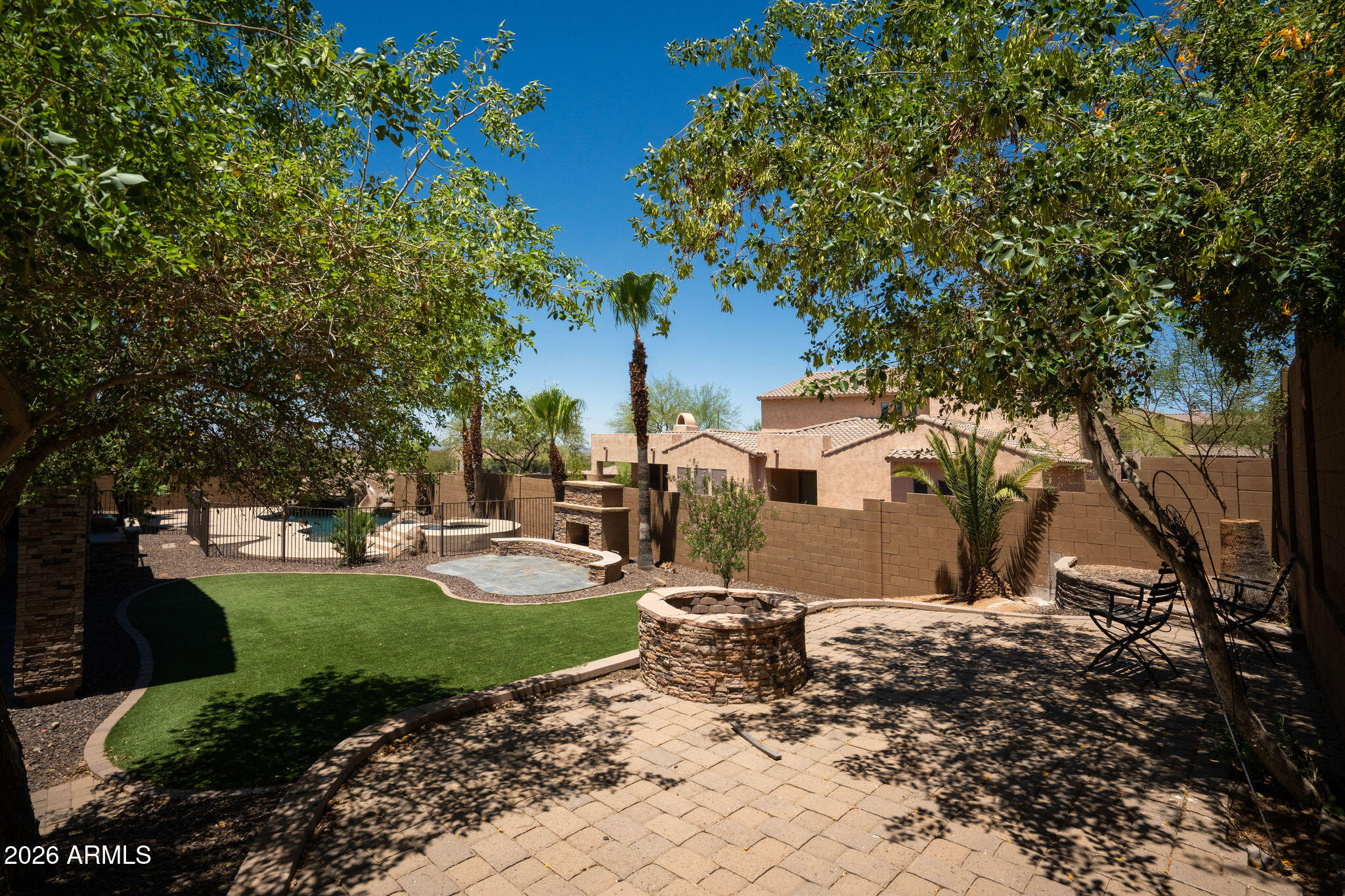 2514 W VIA SAVELLI