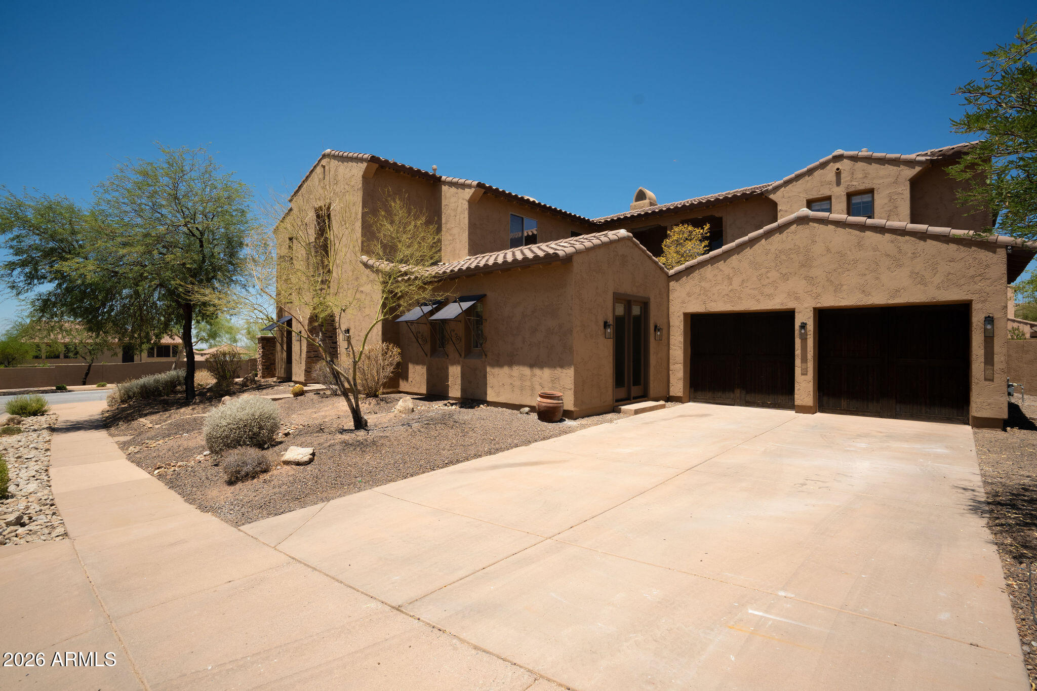 2514 W VIA SAVELLI
