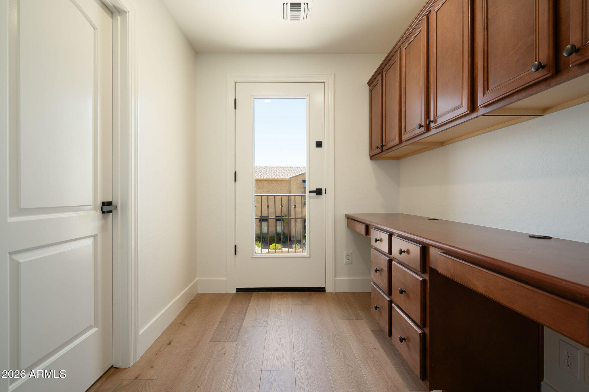 2514 W VIA SAVELLI
