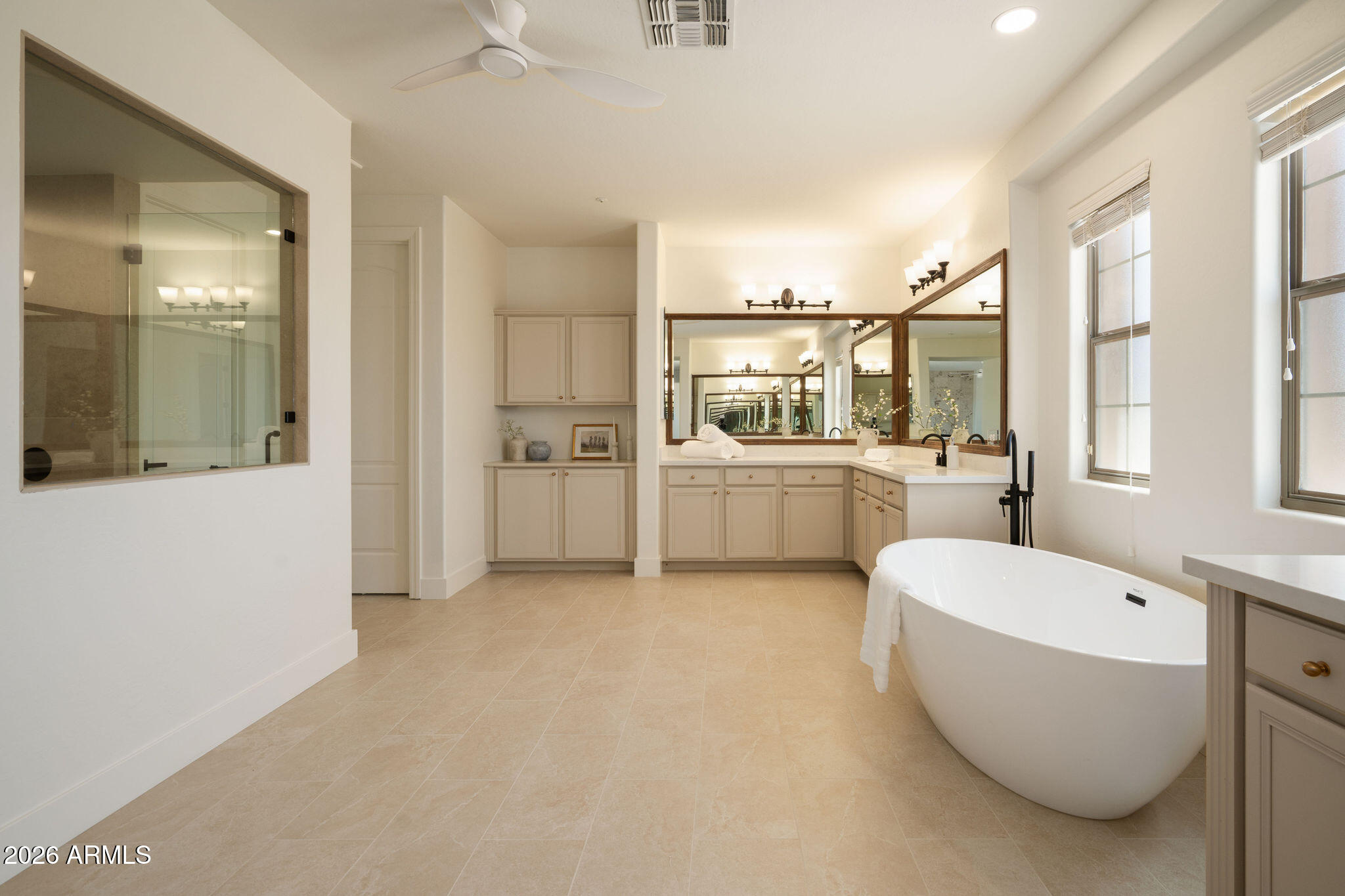 2514 W VIA SAVELLI