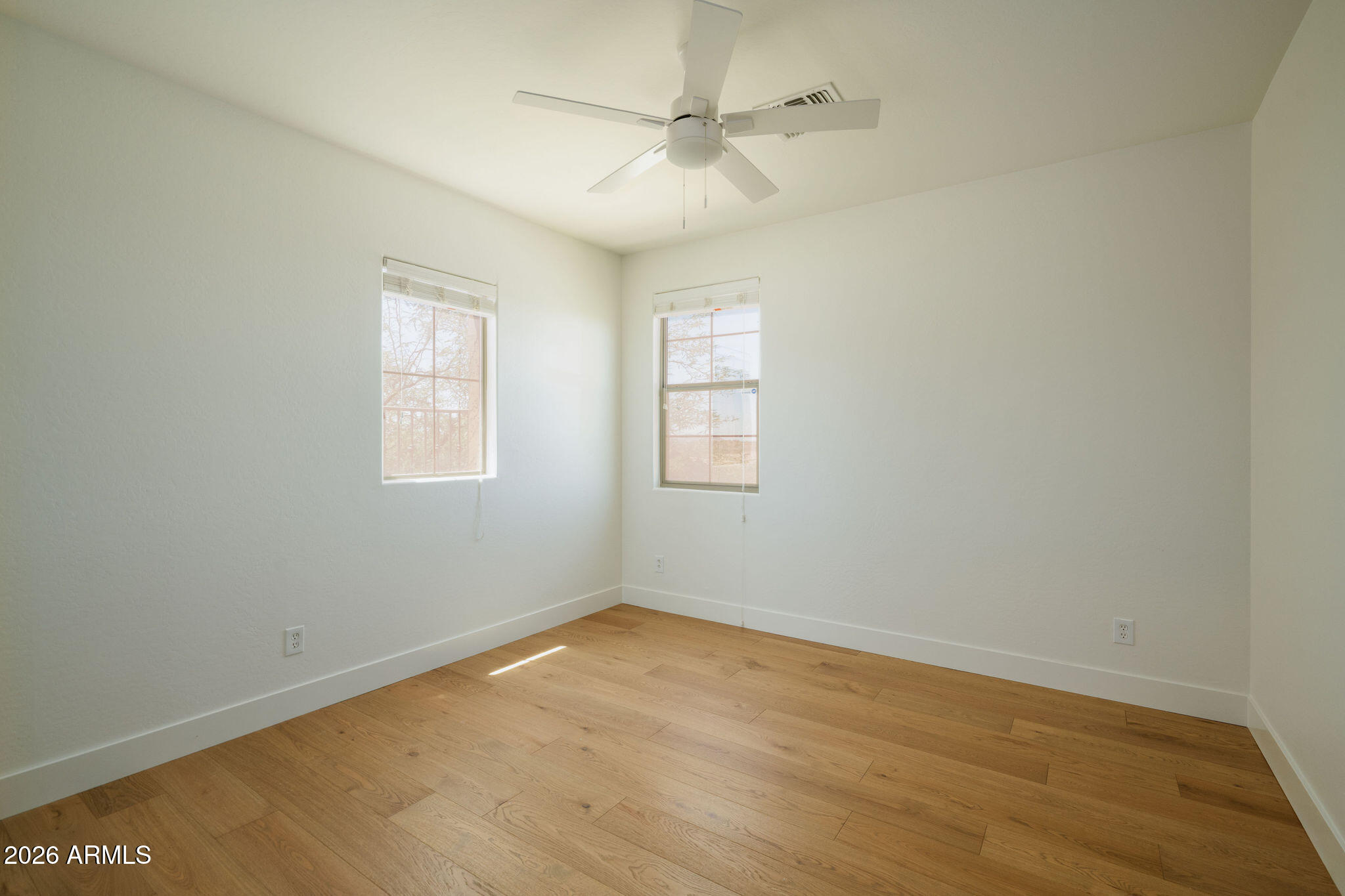 2514 W VIA SAVELLI