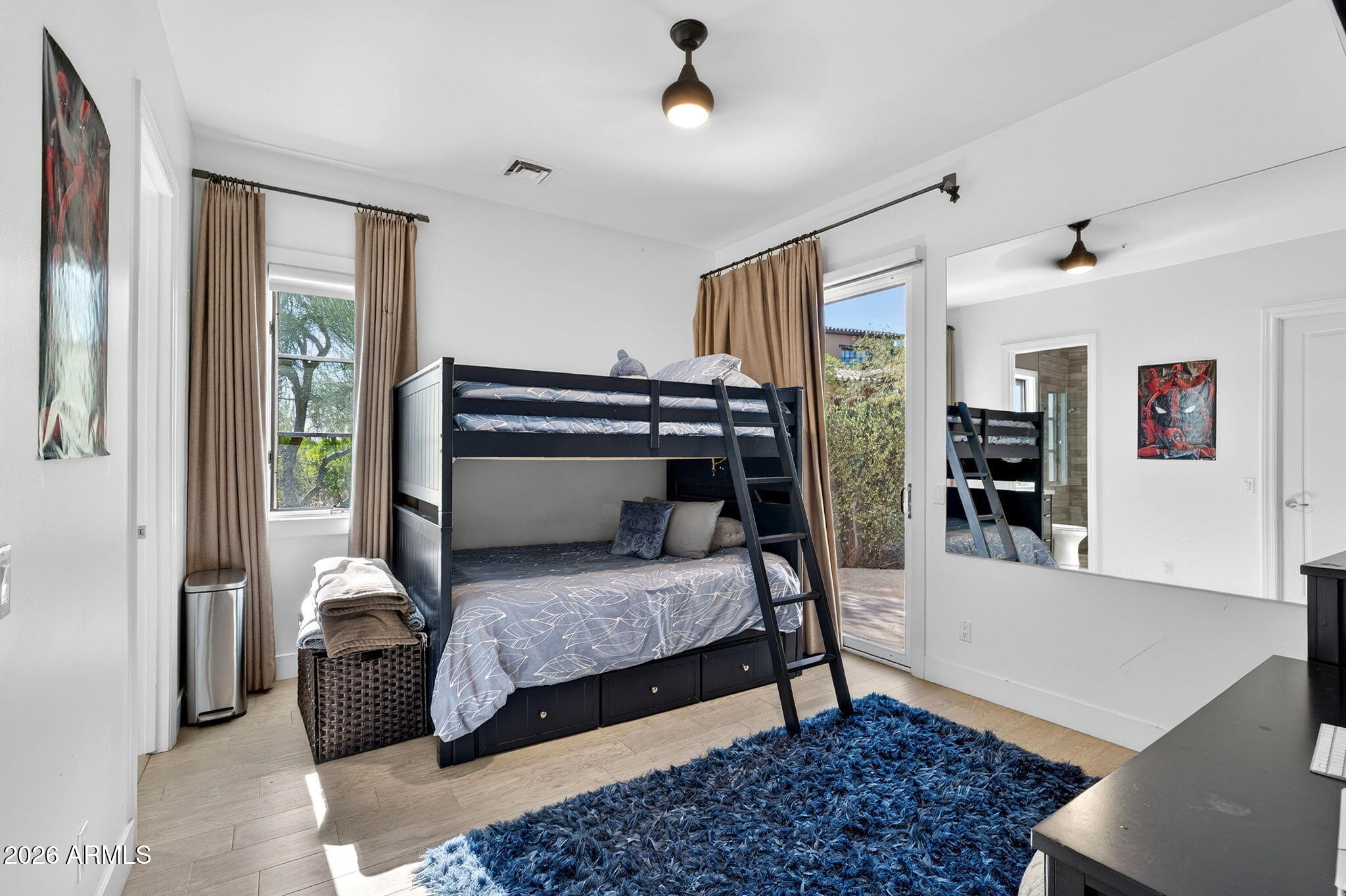 9810 E THOMPSON PEAK Parkway 807