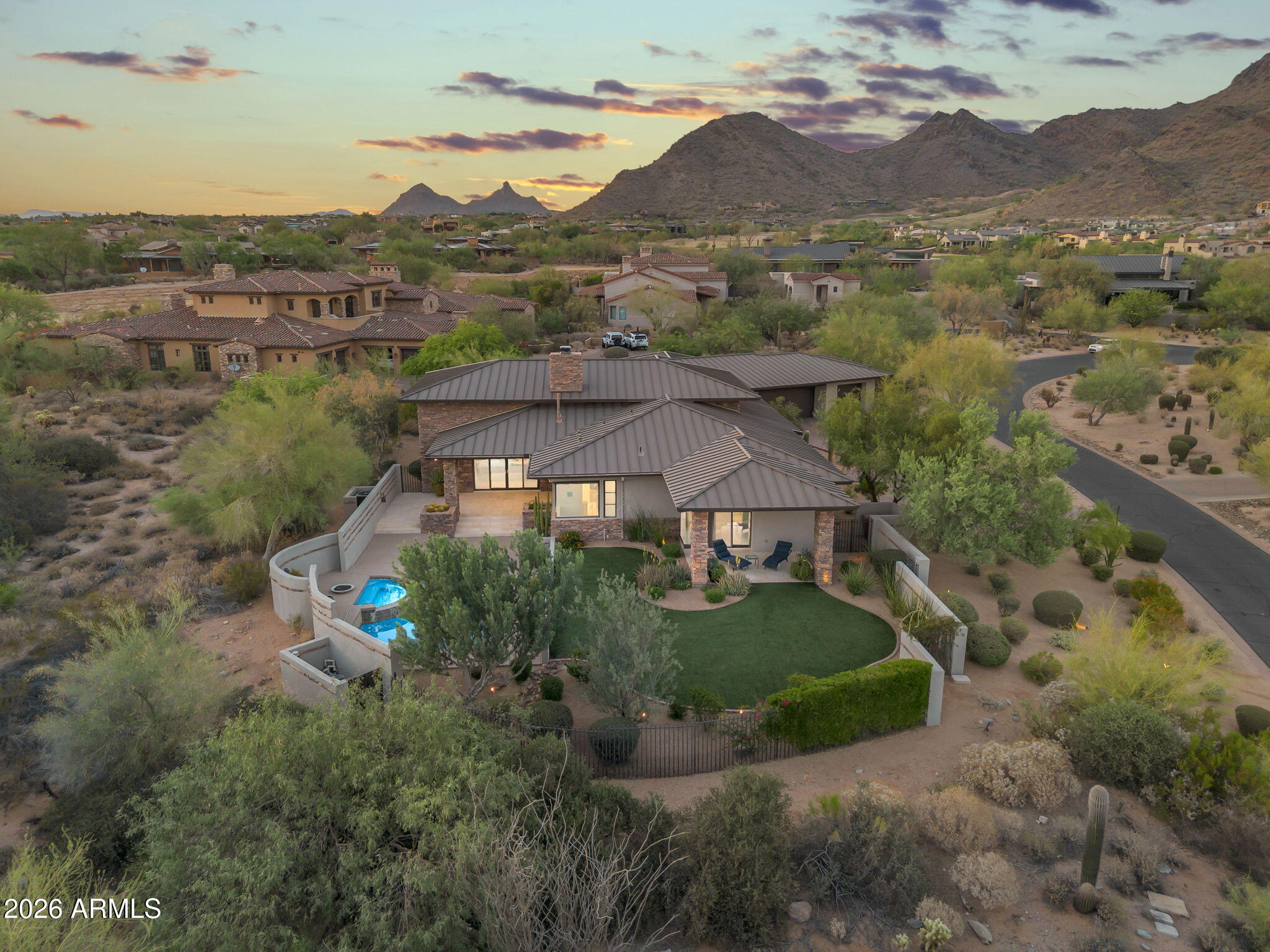 9810 E THOMPSON PEAK Parkway 807