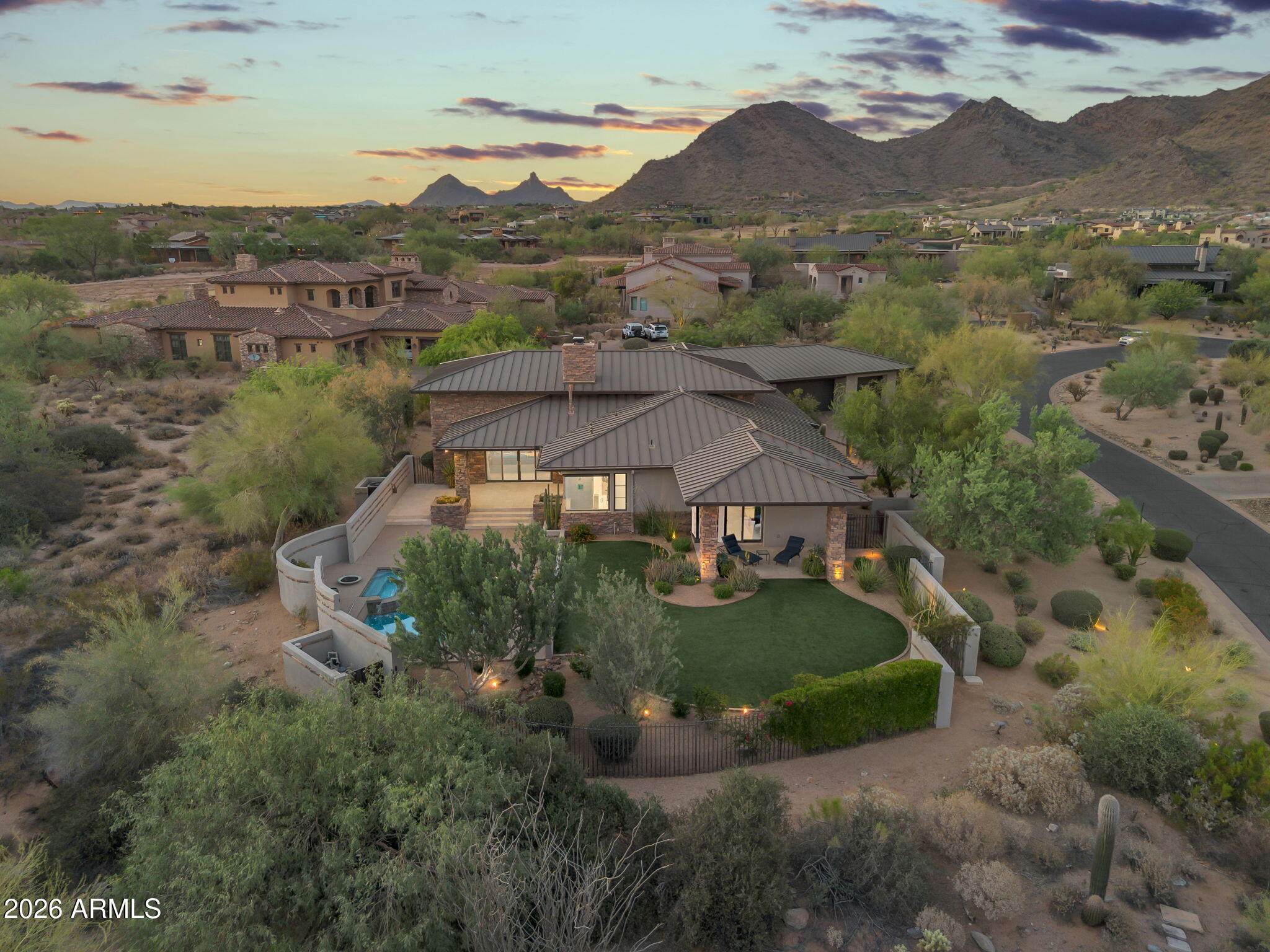 9810 E THOMPSON PEAK Parkway 807