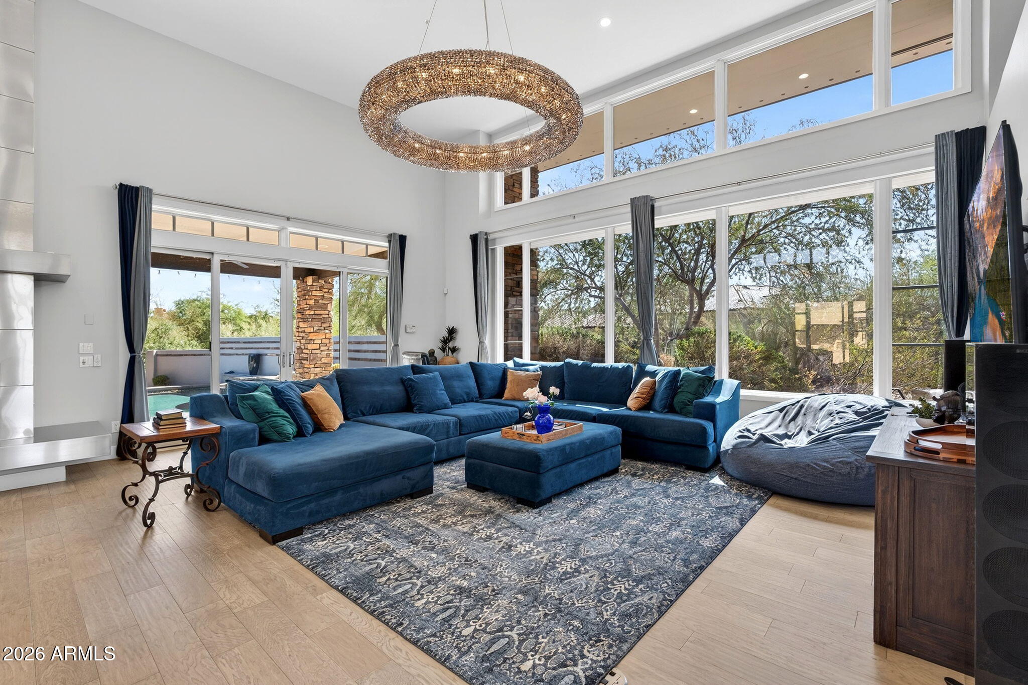 9810 E THOMPSON PEAK Parkway 807