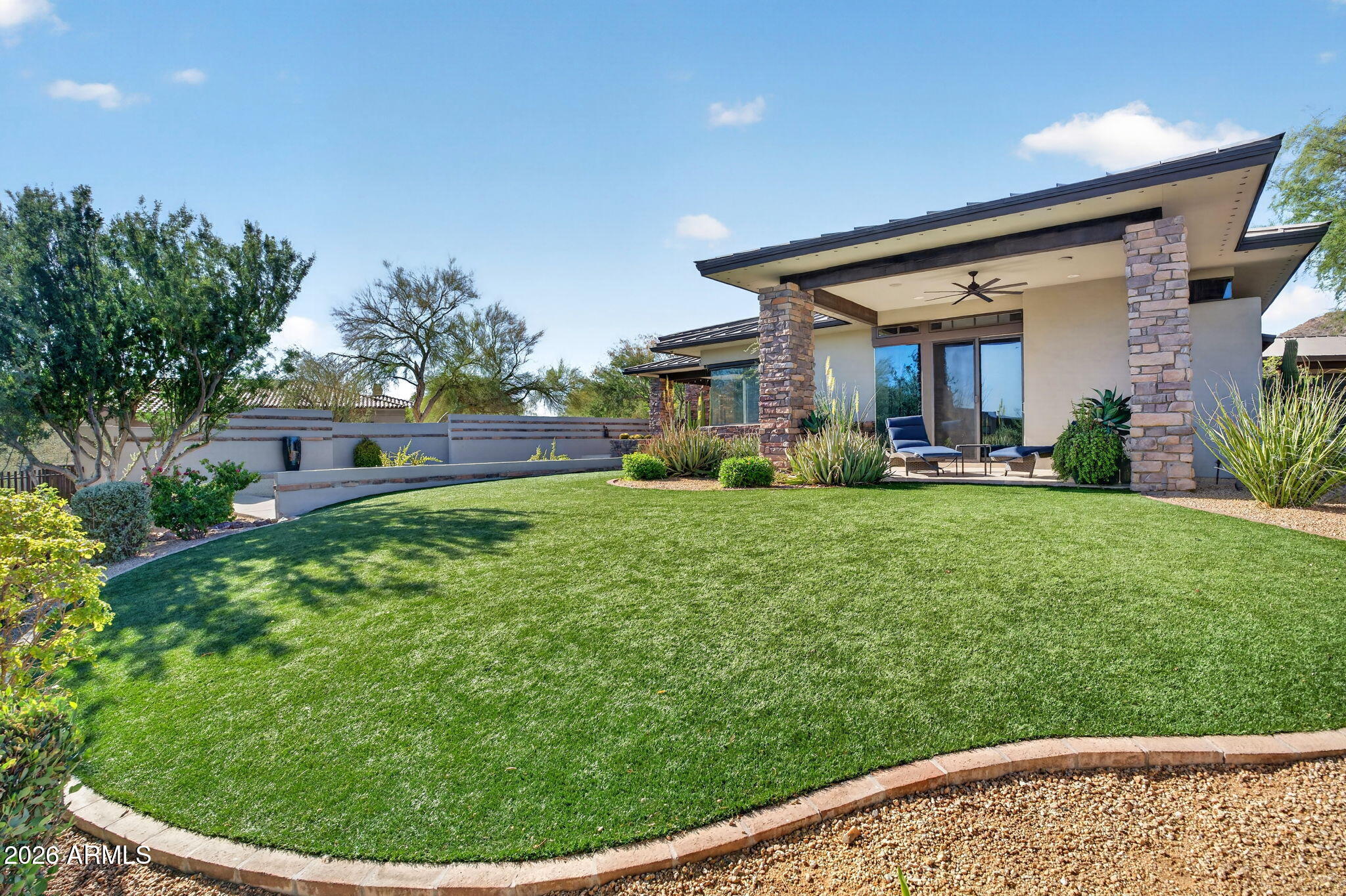 9810 E THOMPSON PEAK Parkway 807