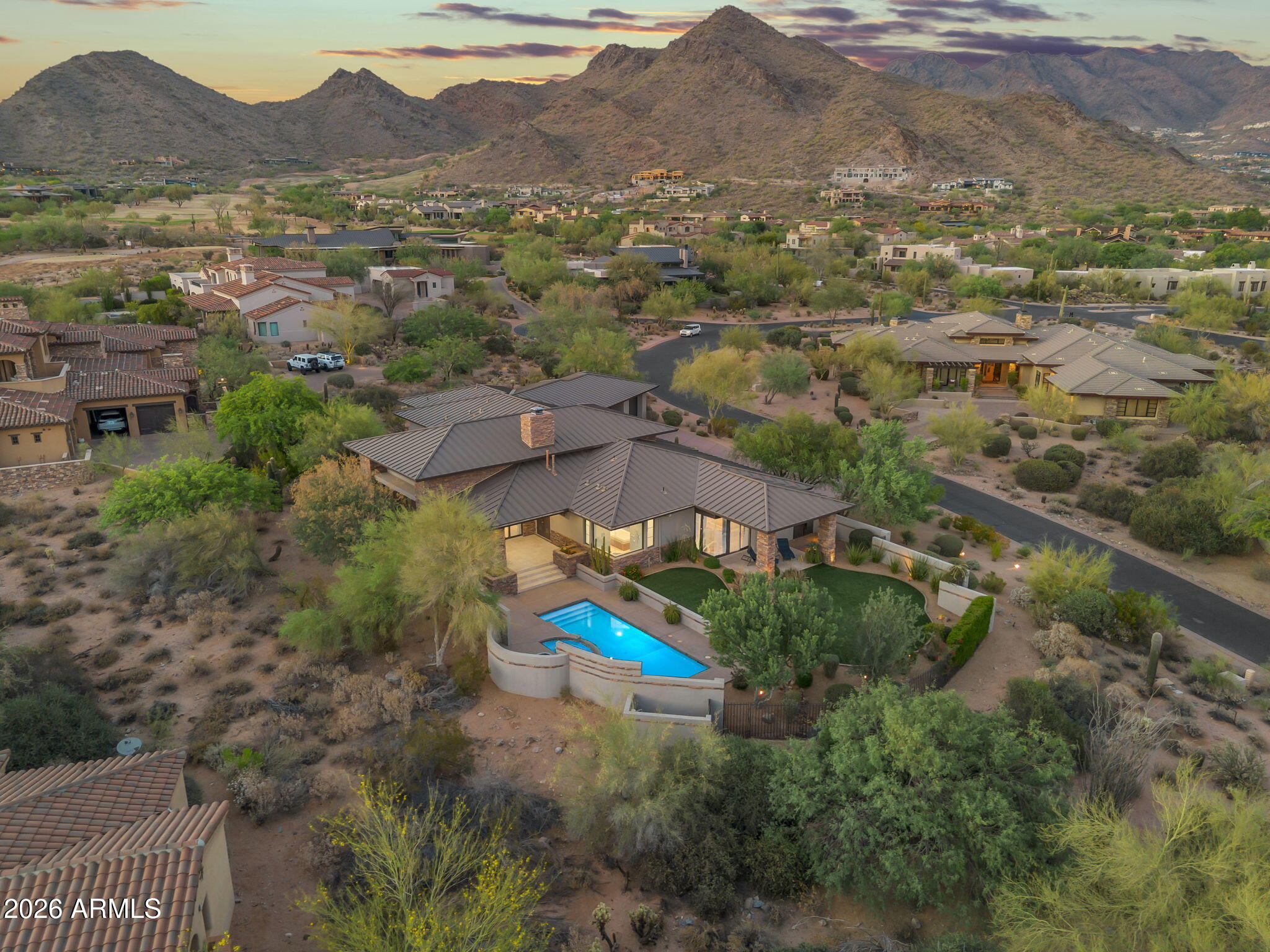 9810 E THOMPSON PEAK Parkway 807