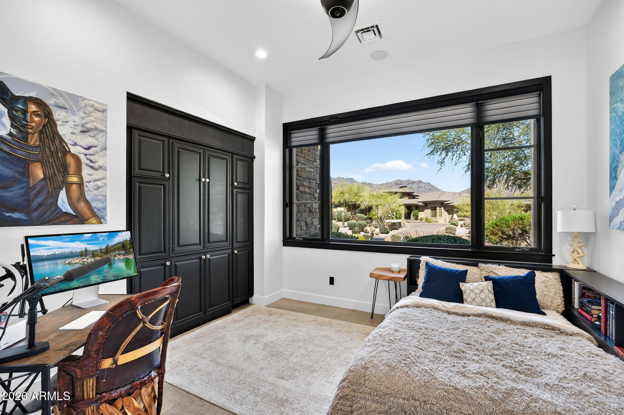 9810 E THOMPSON PEAK Parkway 807