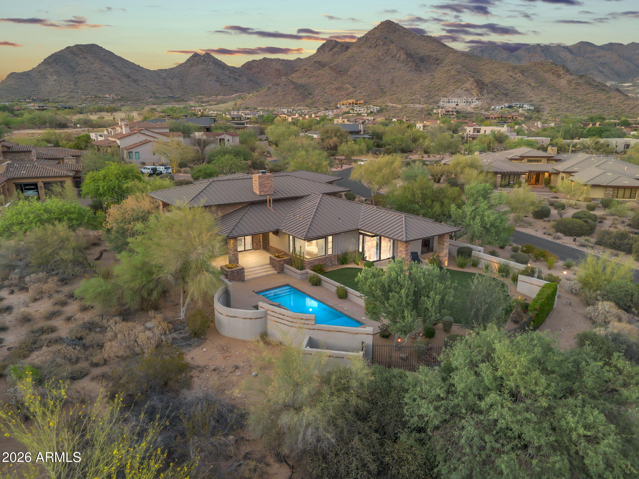 9810 E THOMPSON PEAK Parkway 807