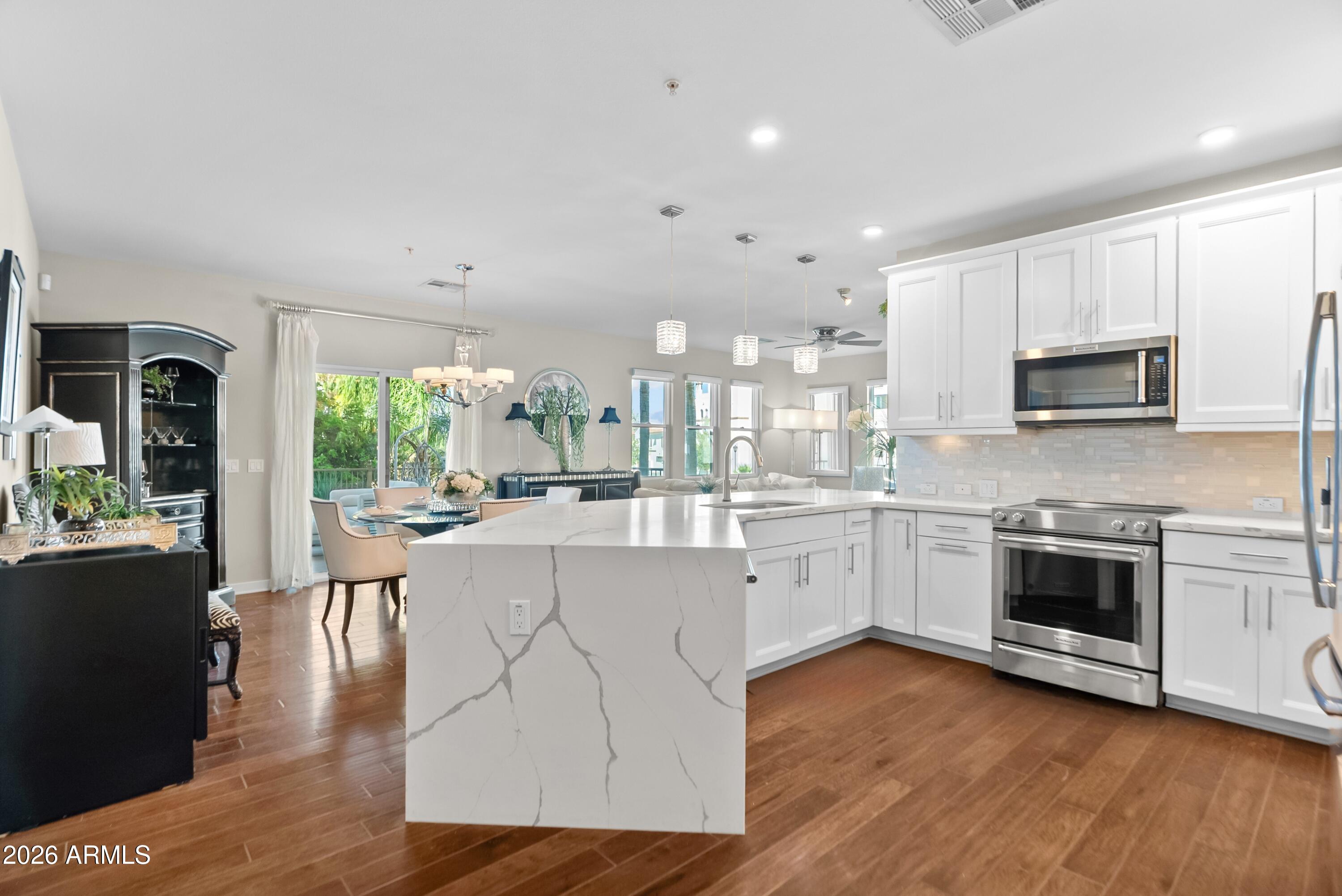 2511 W QUEEN CREEK Road 151