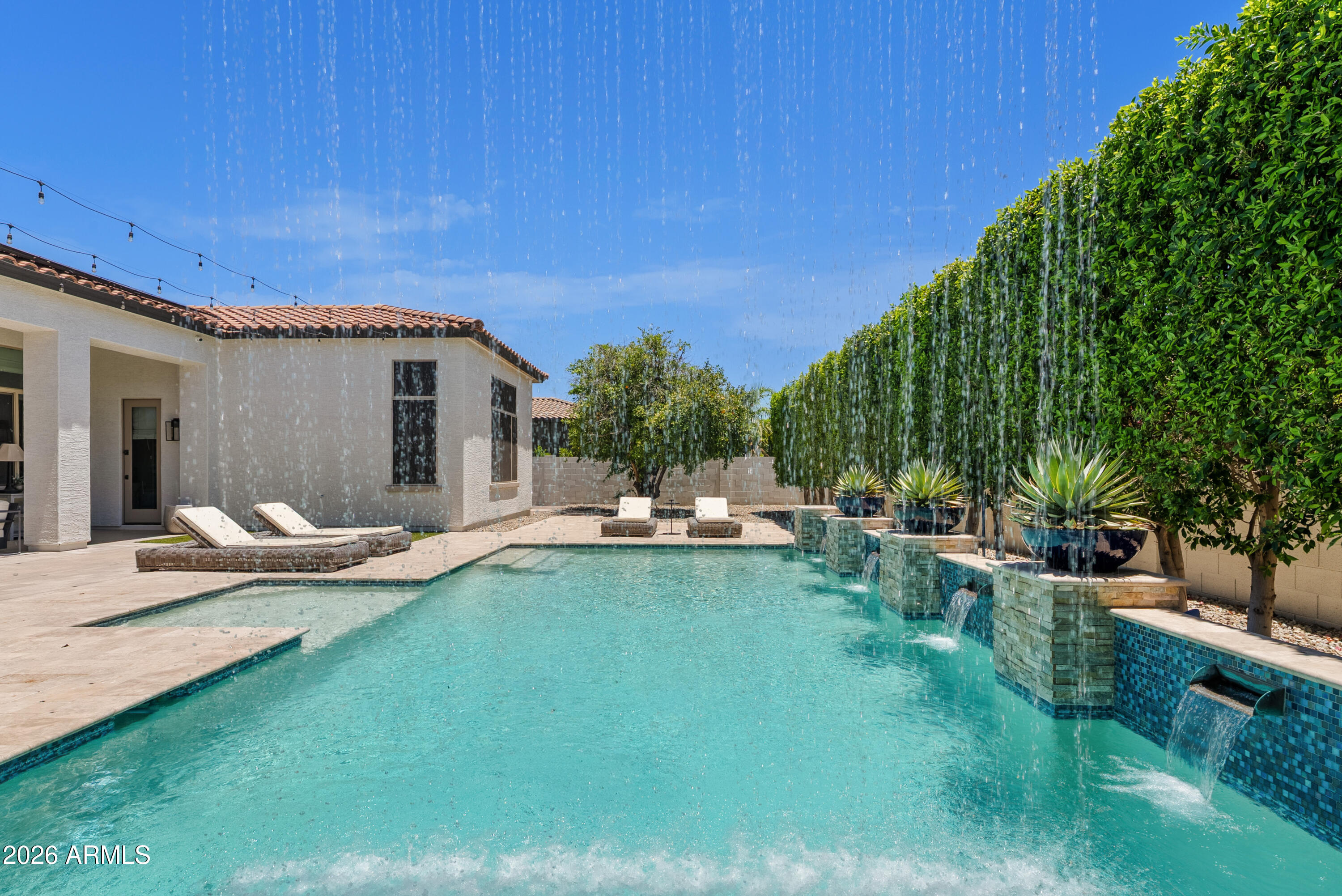 3939 E ENCANTO Street