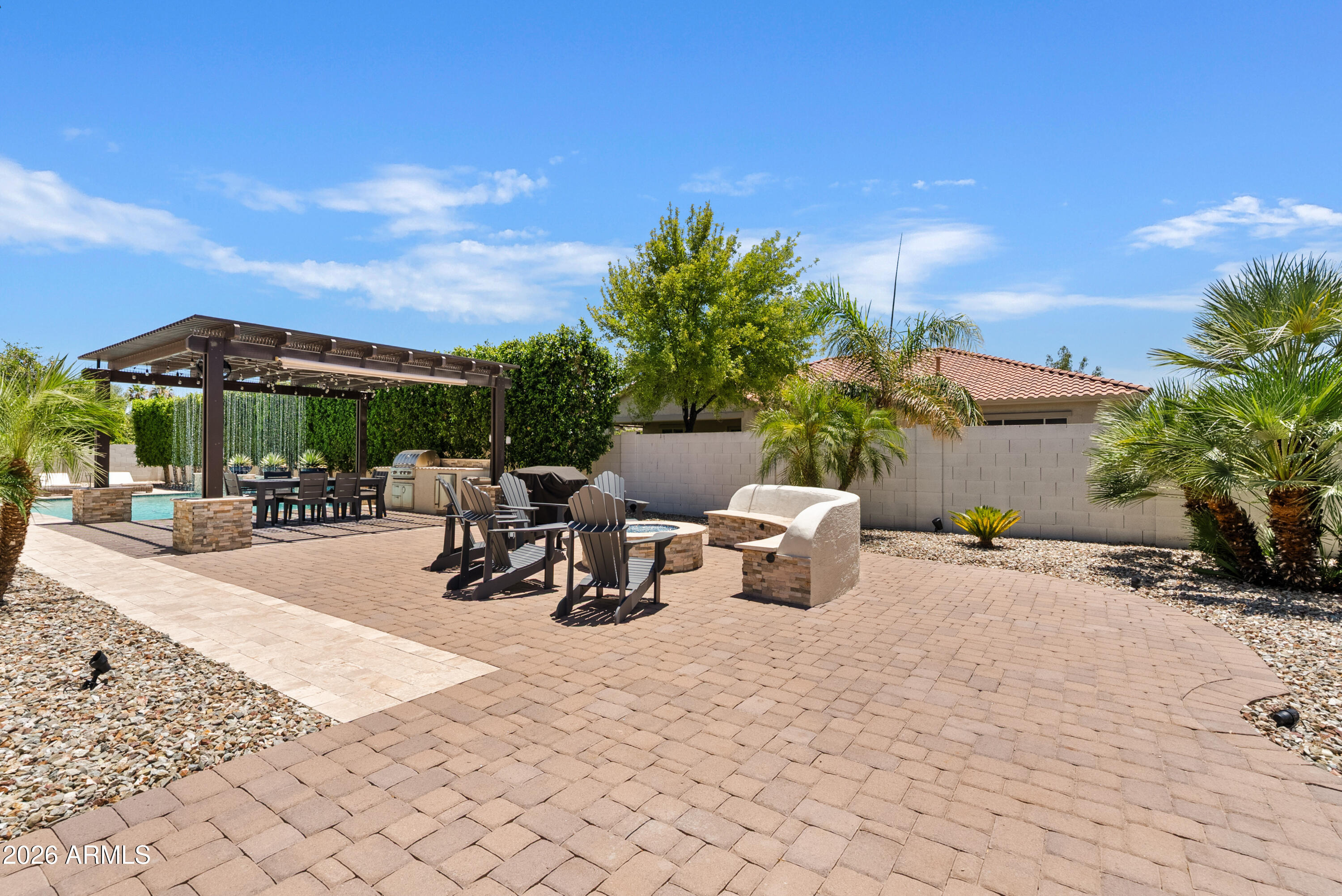 3939 E ENCANTO Street