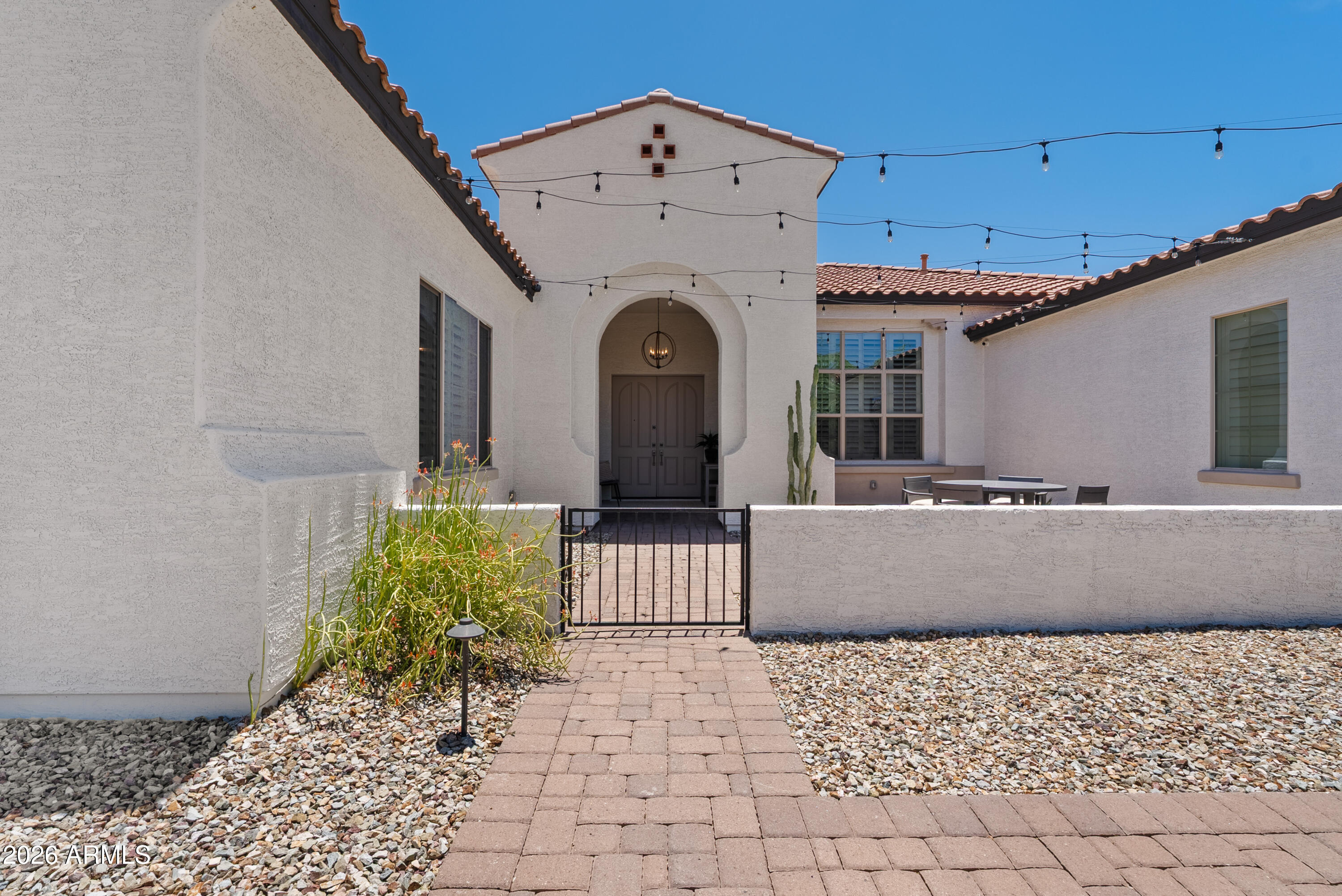 3939 E ENCANTO Street