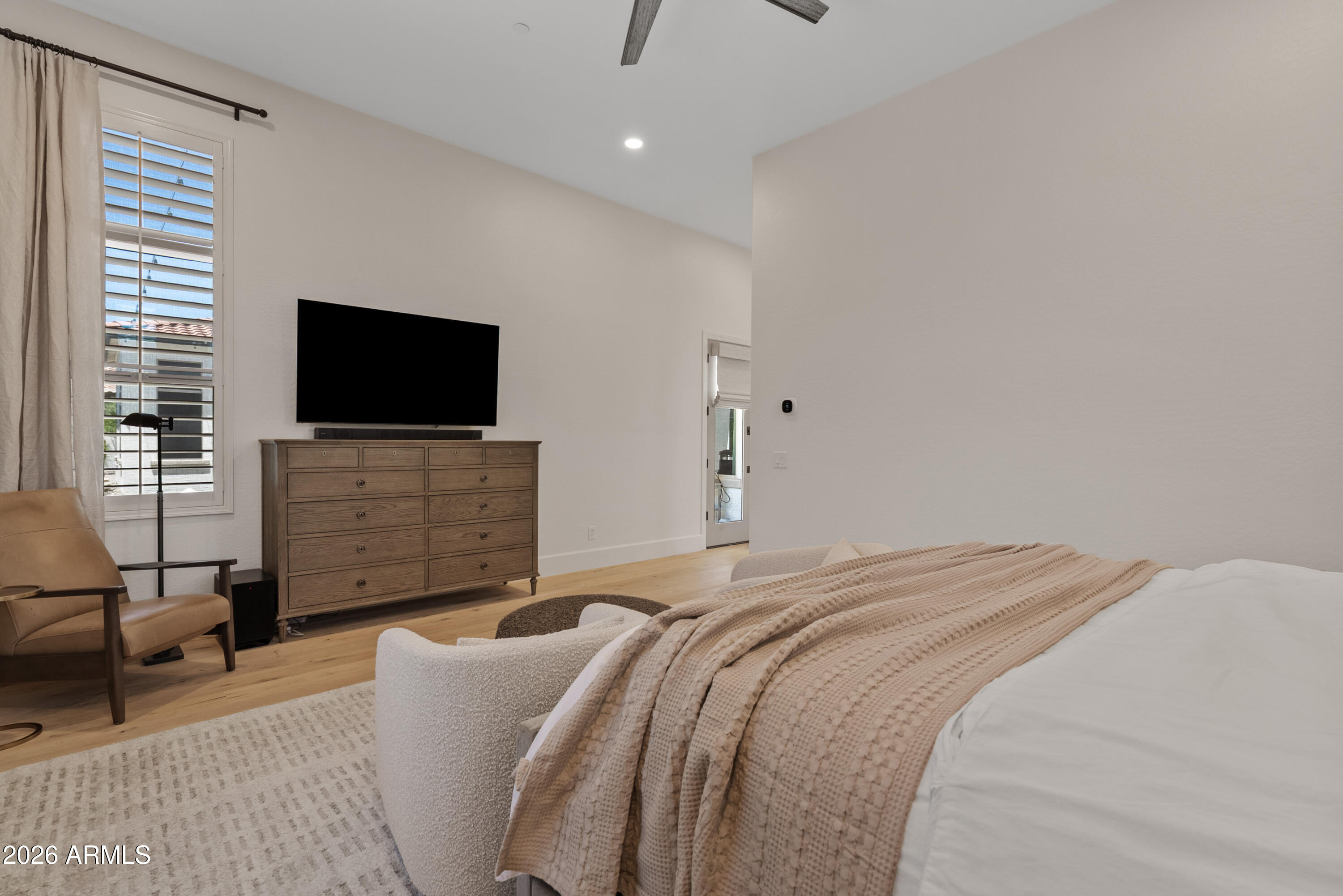 3939 E ENCANTO Street