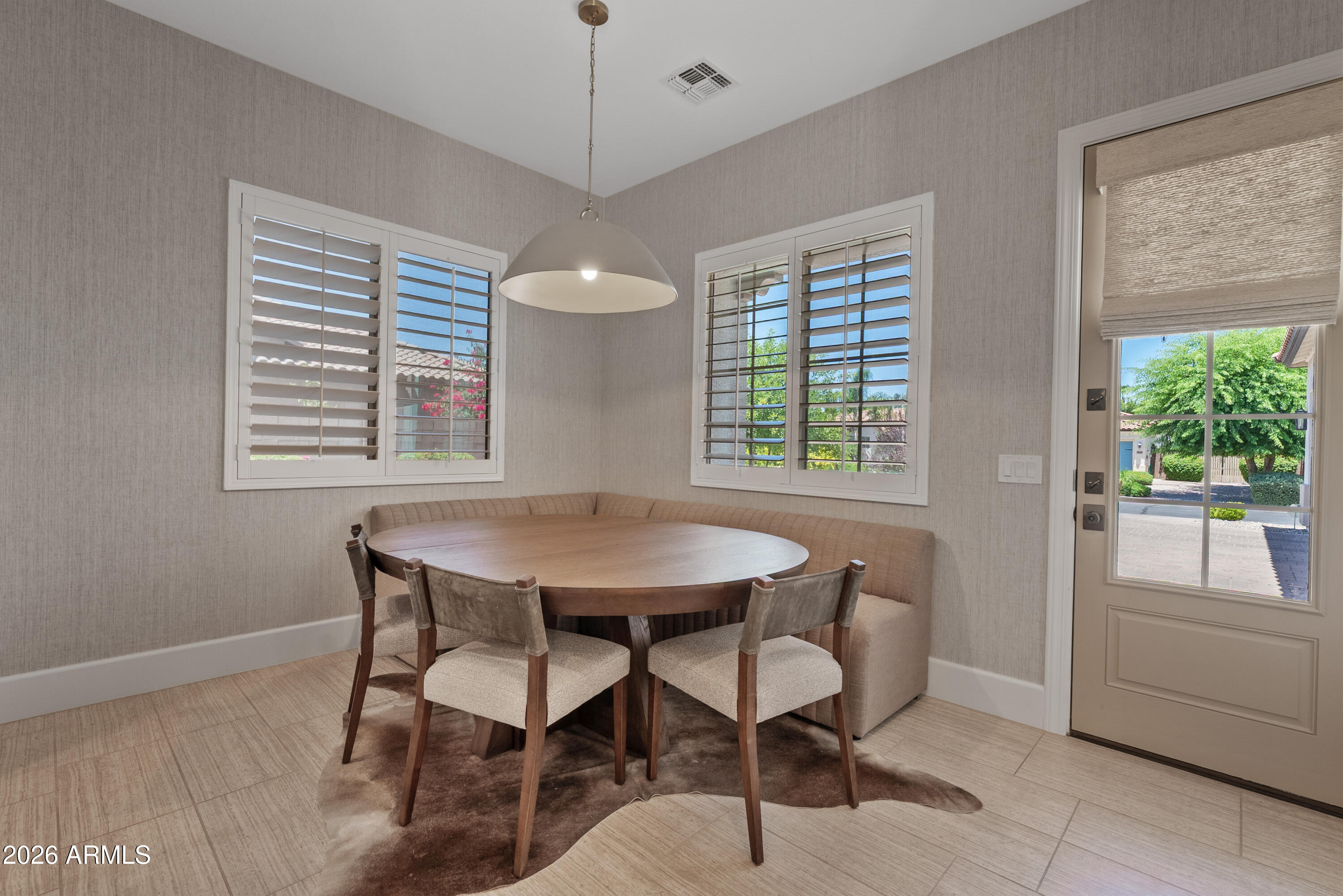 3939 E ENCANTO Street