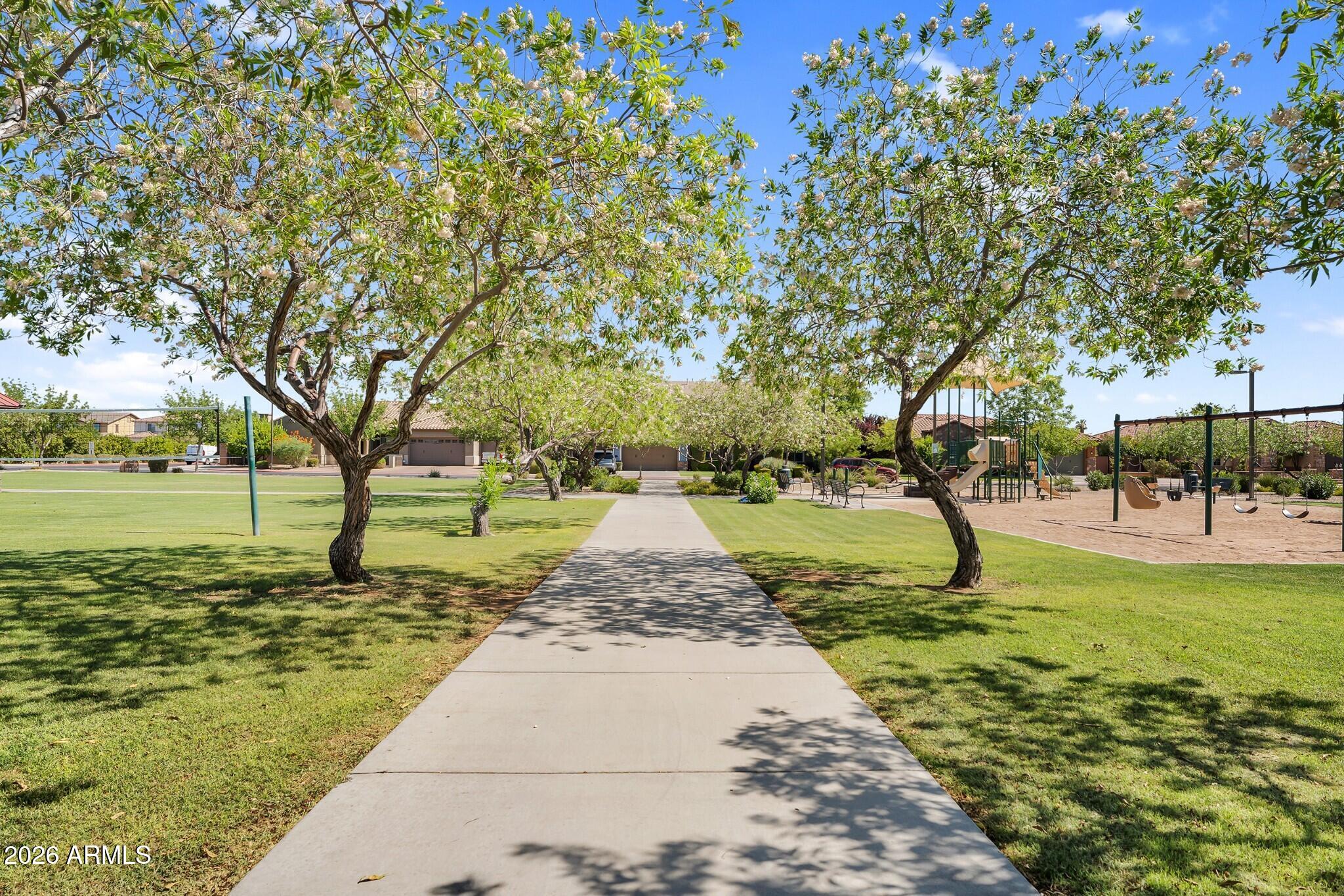 3939 E ENCANTO Street