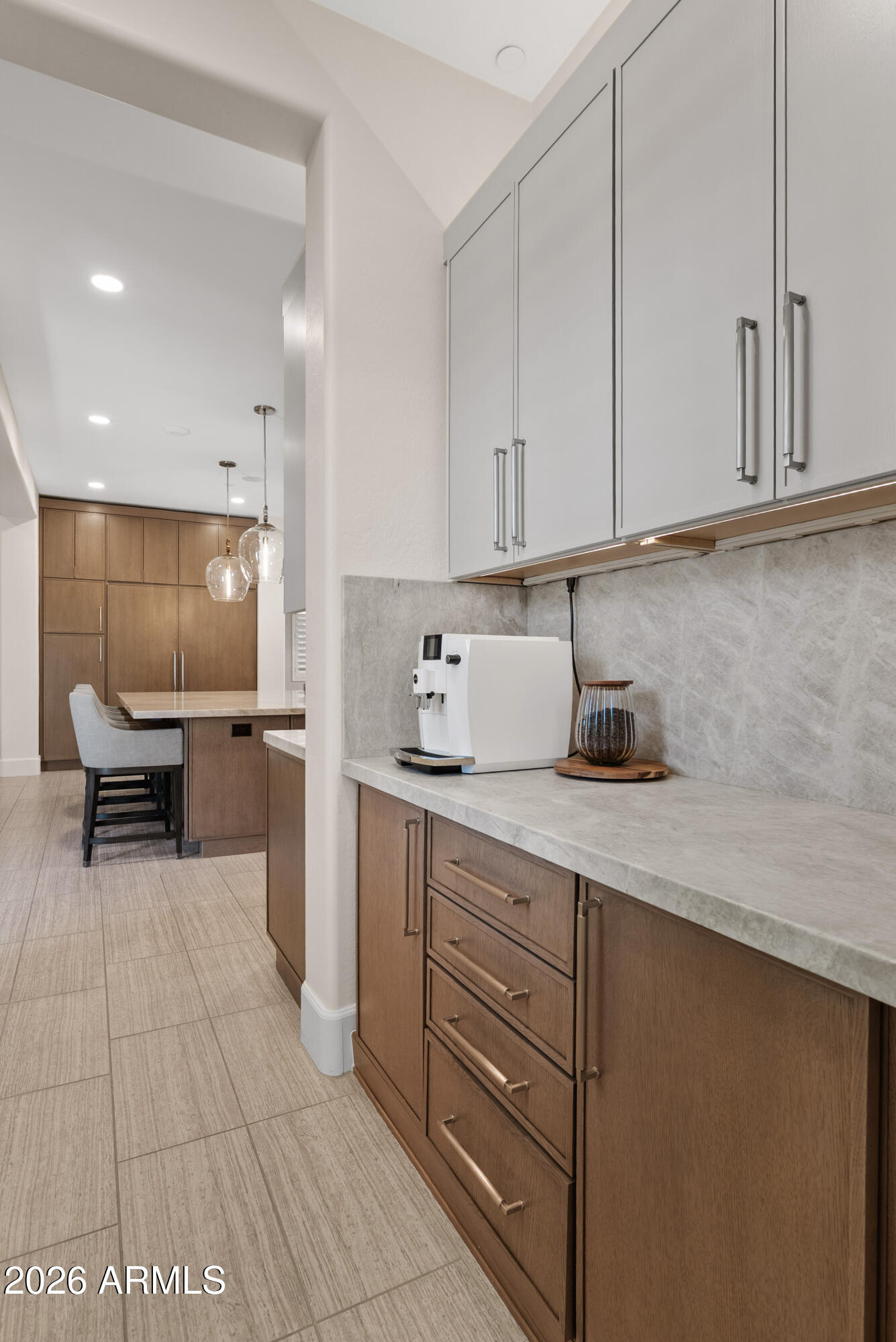 3939 E ENCANTO Street