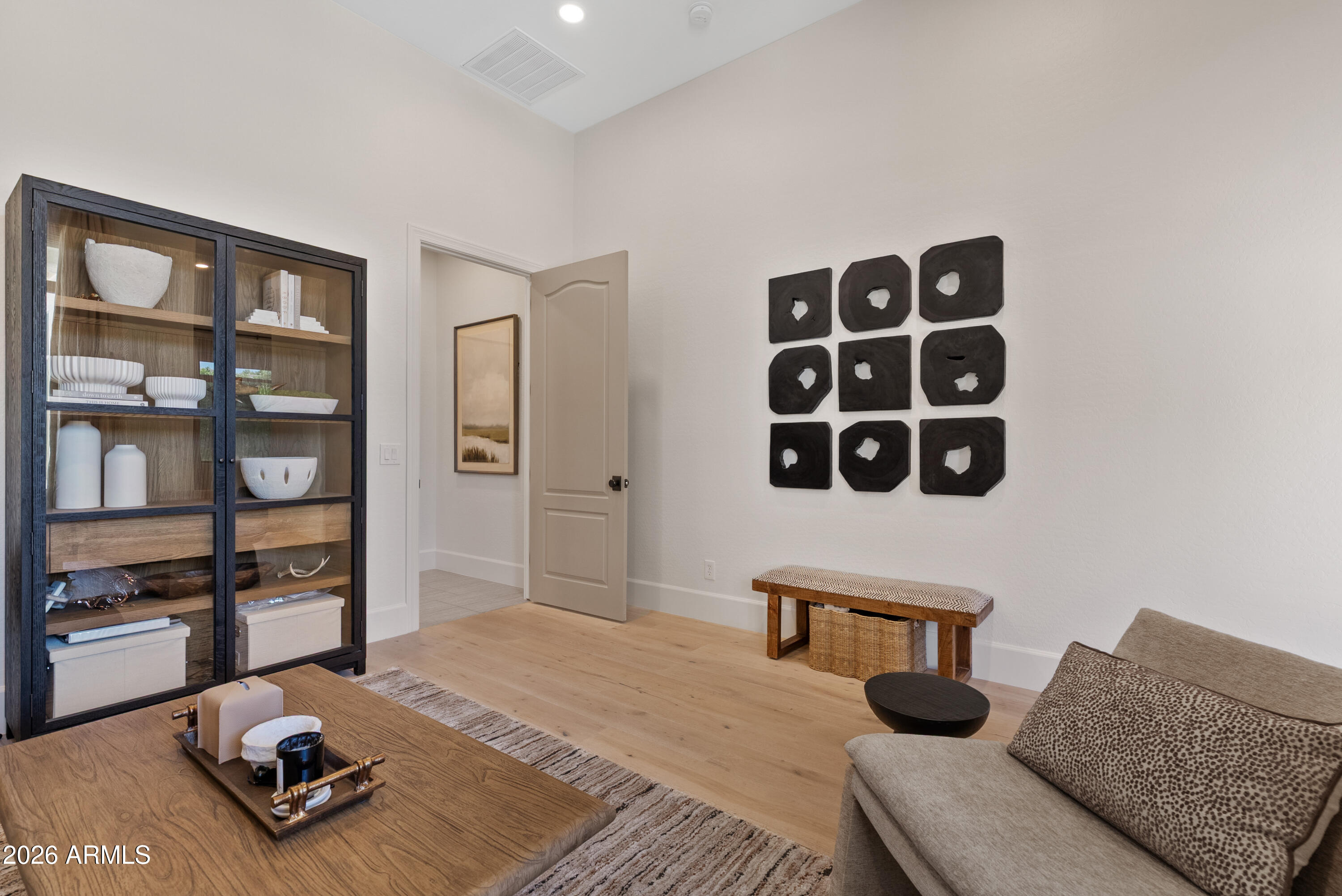 3939 E ENCANTO Street