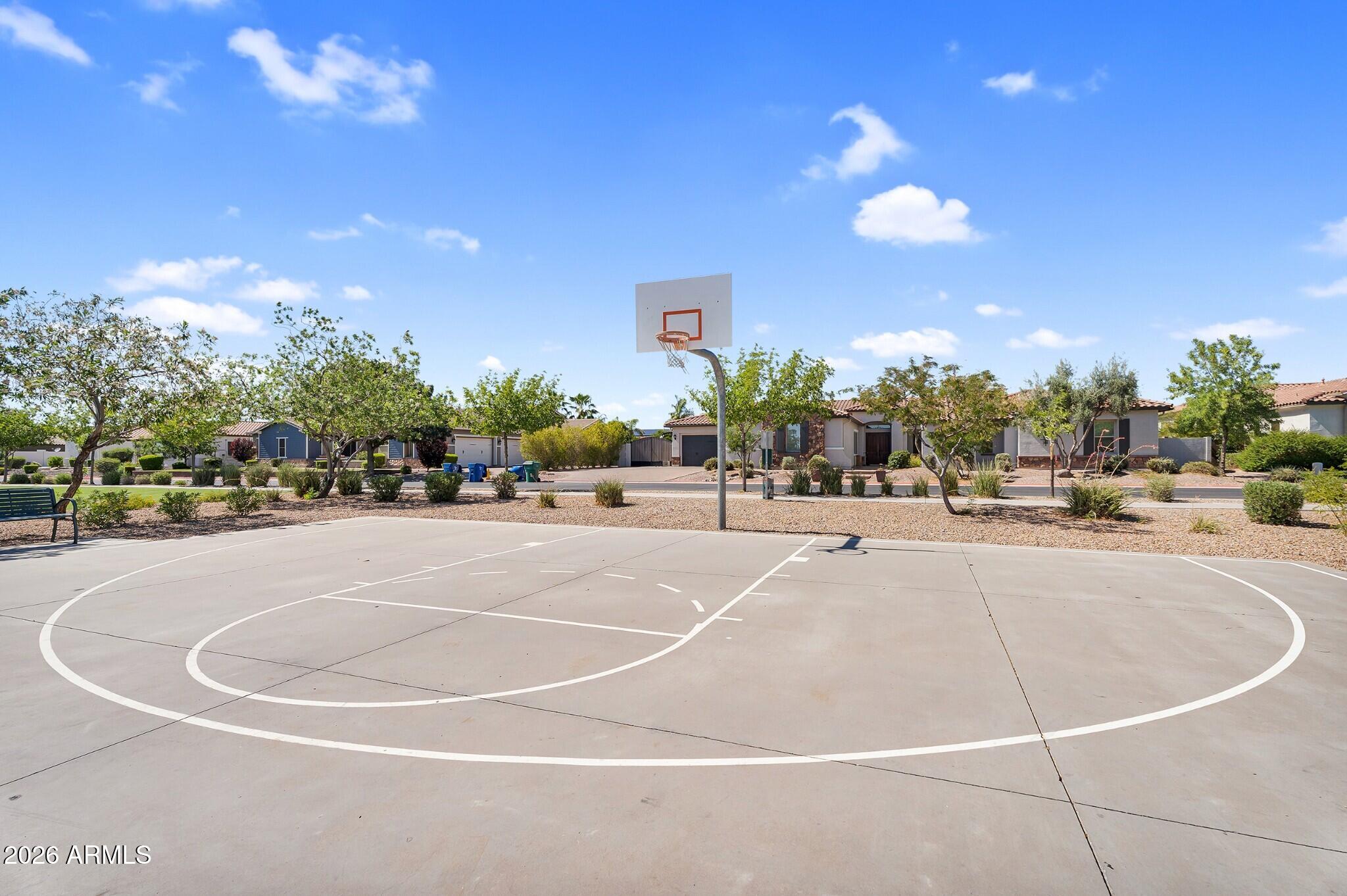 3939 E ENCANTO Street