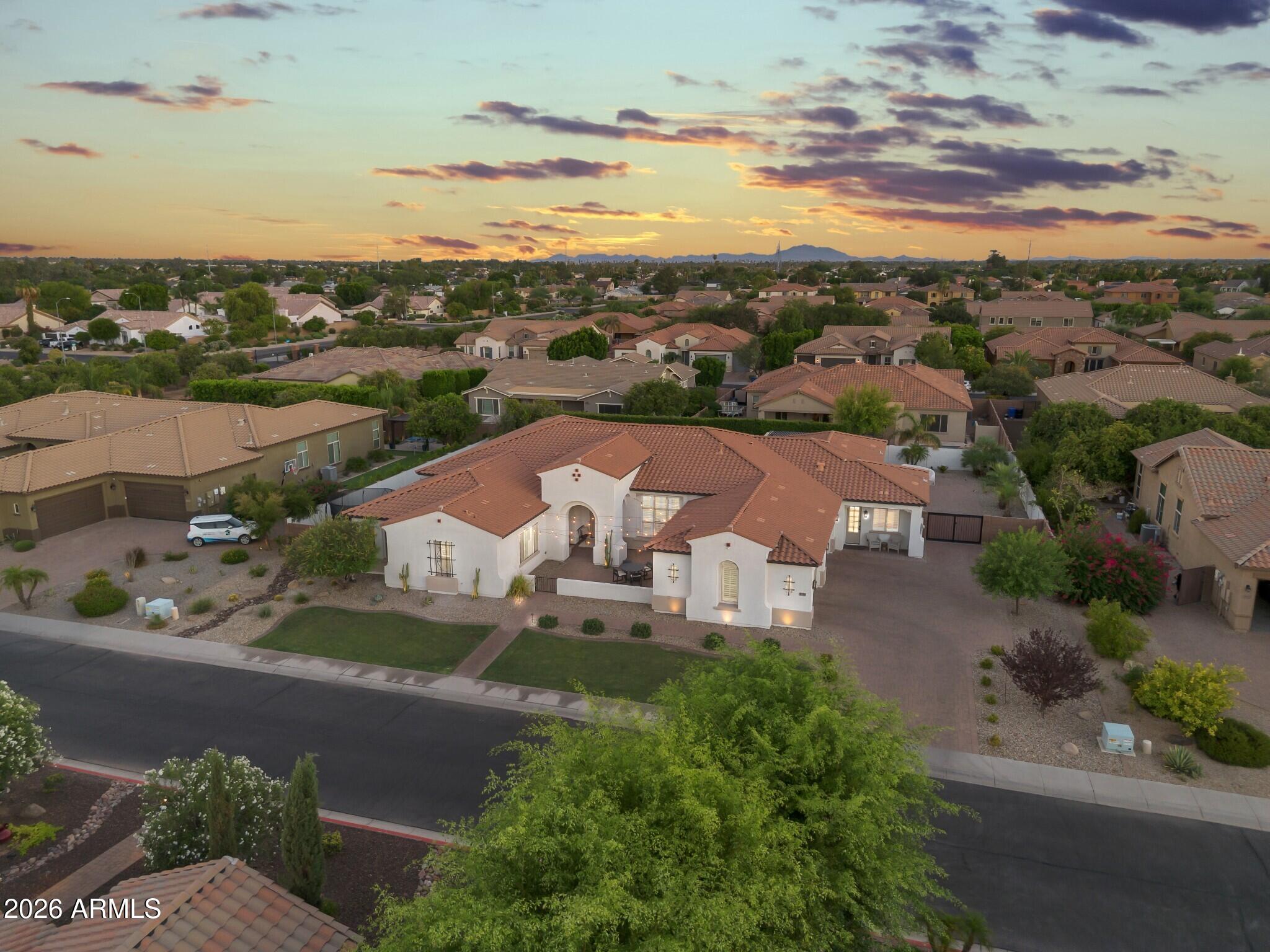 3939 E ENCANTO Street