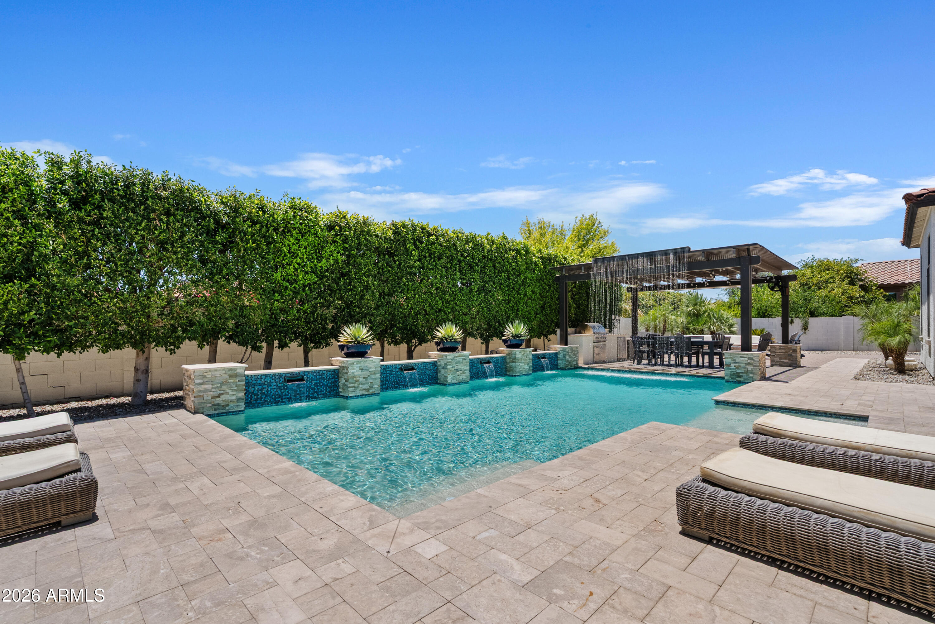 3939 E ENCANTO Street
