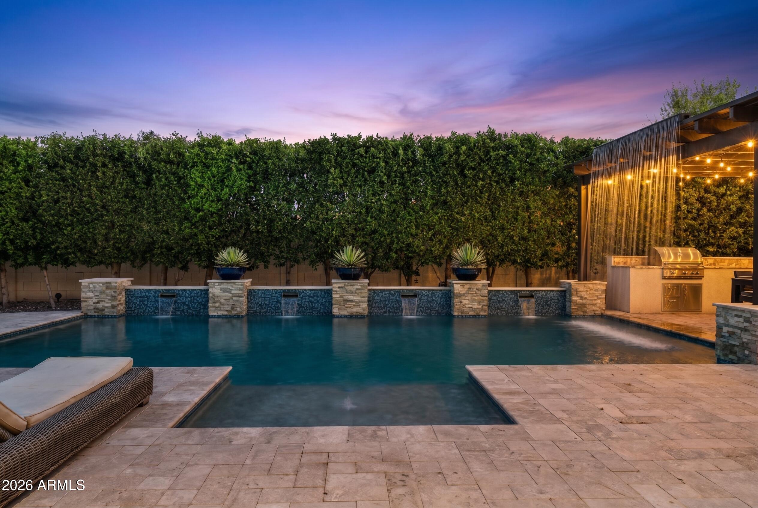 3939 E ENCANTO Street