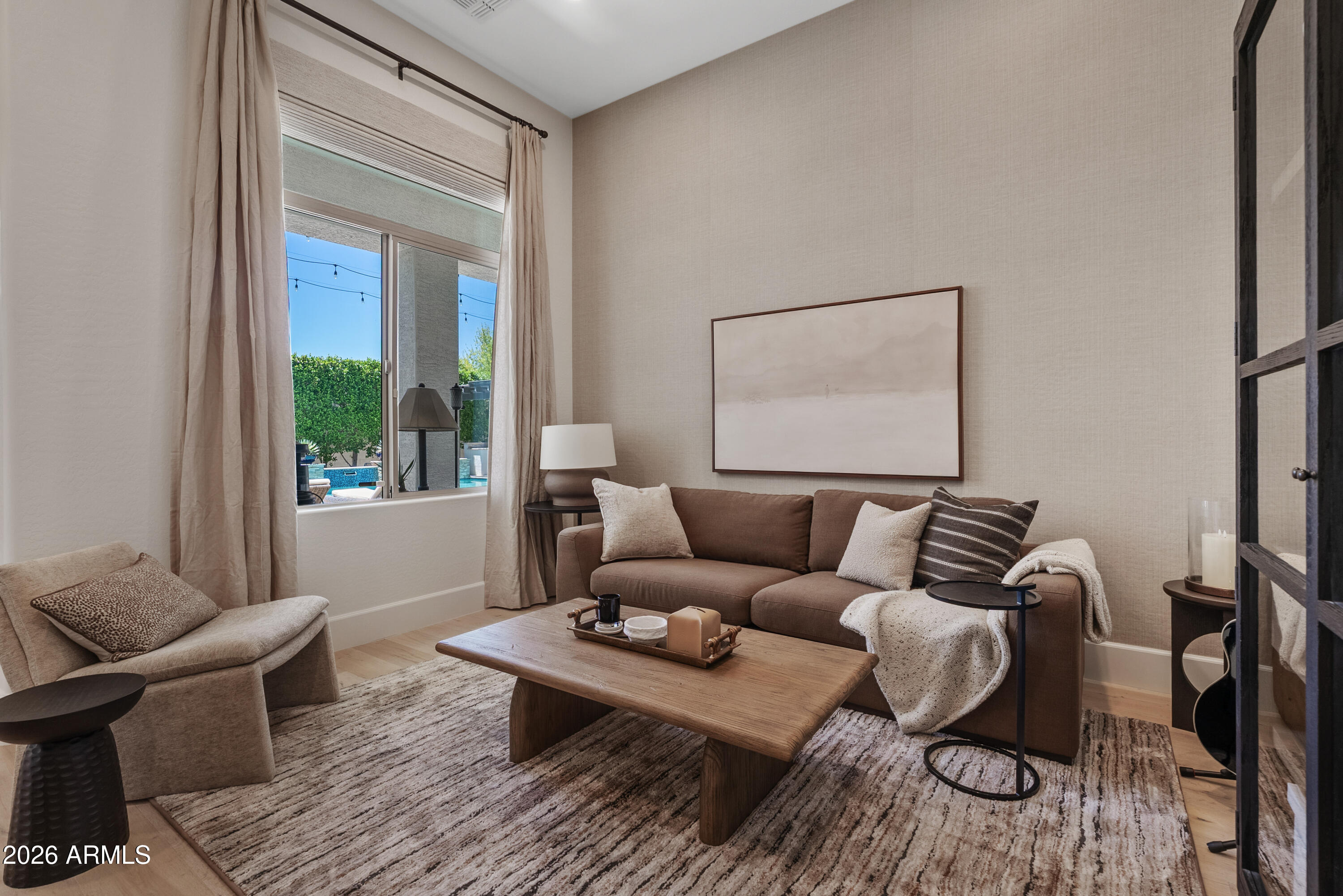 3939 E ENCANTO Street